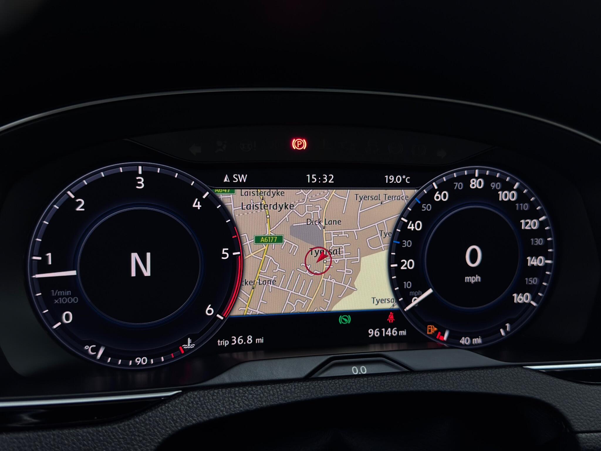 Volkswagen Passat view 7