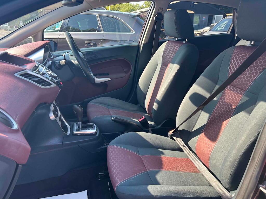 Ford Fiesta view 18
