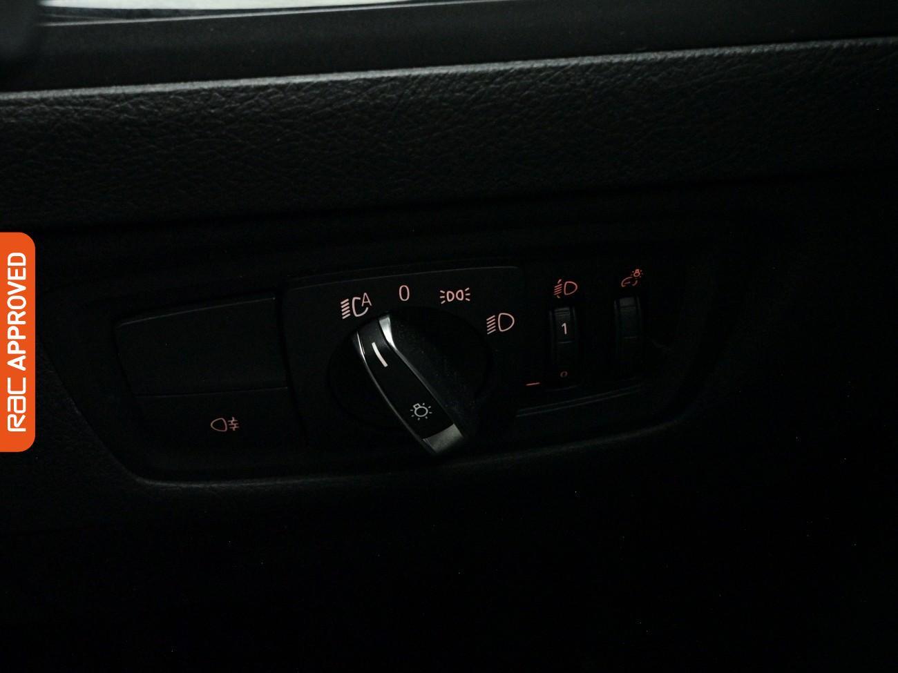 BMW 1 Series view 23