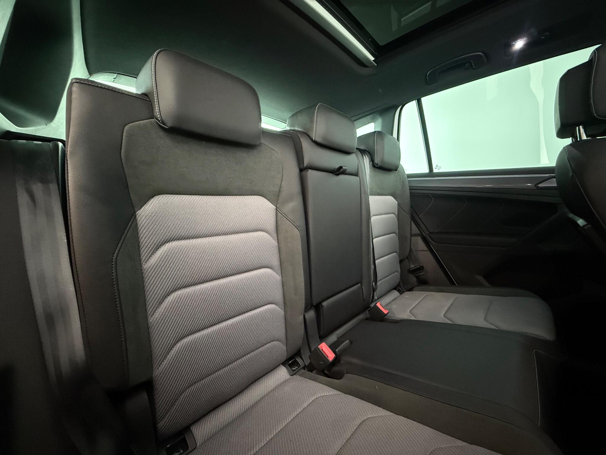 Volkswagen Tiguan view 32