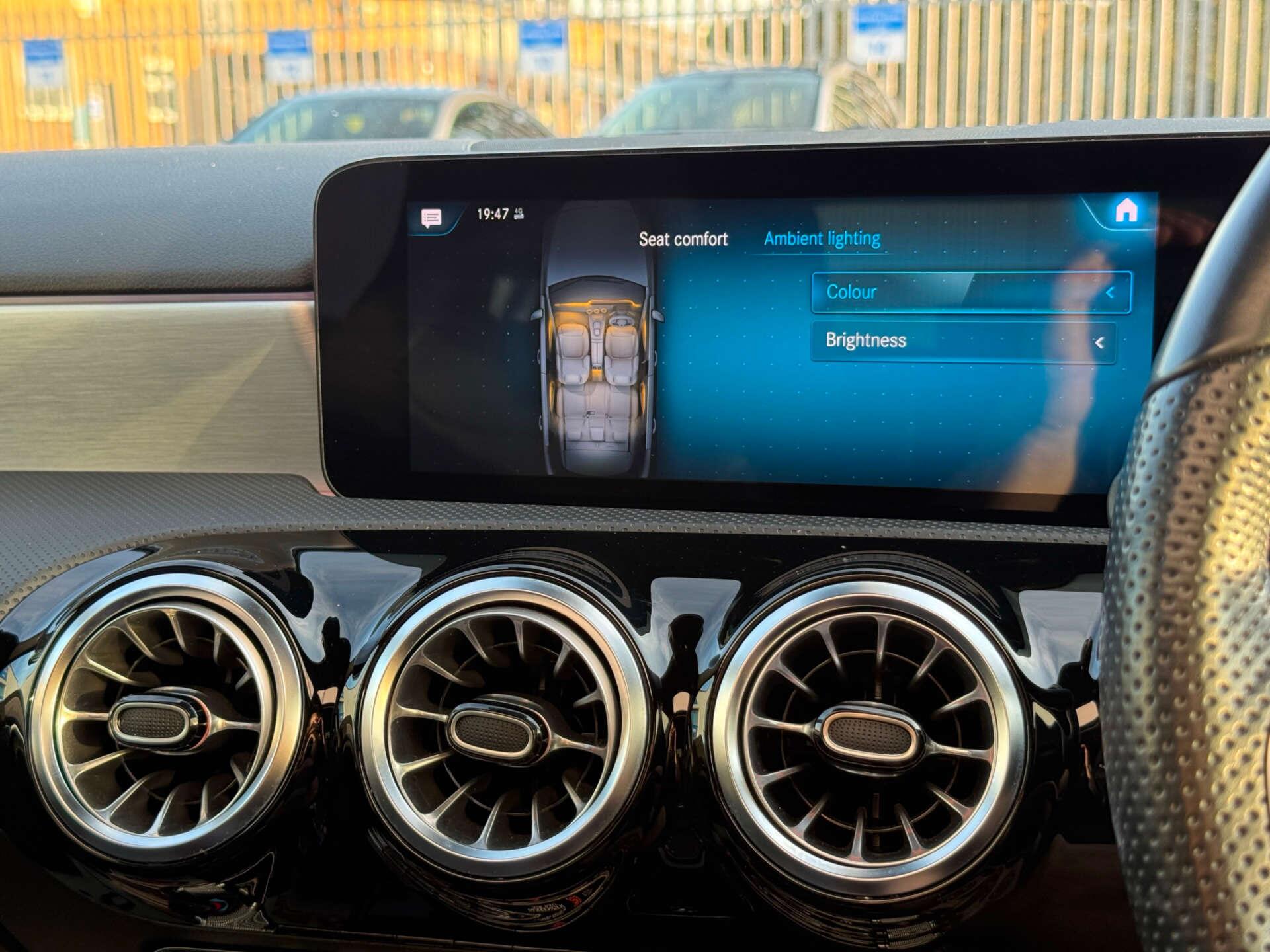 Mercedes-Benz A Class view 73
