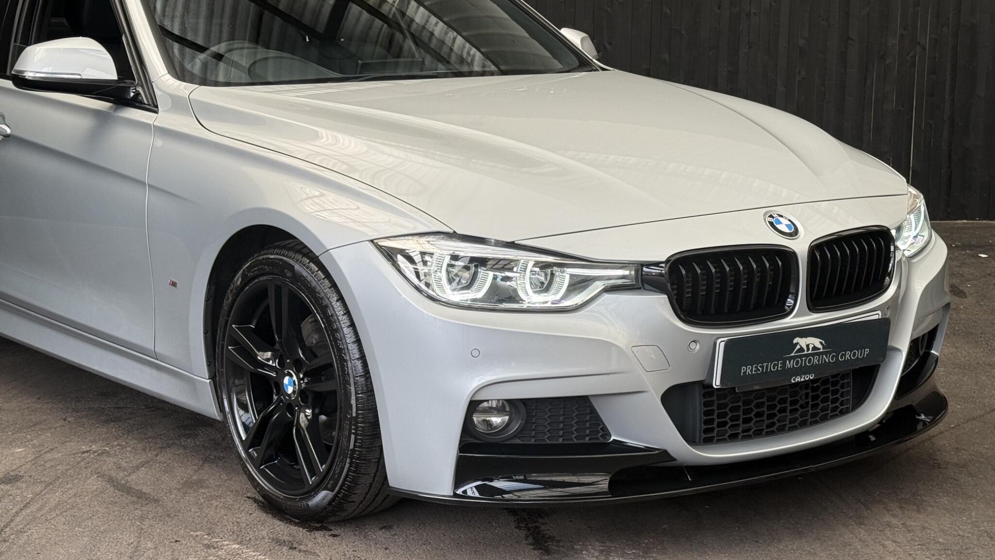 BMW 3 Series view 4