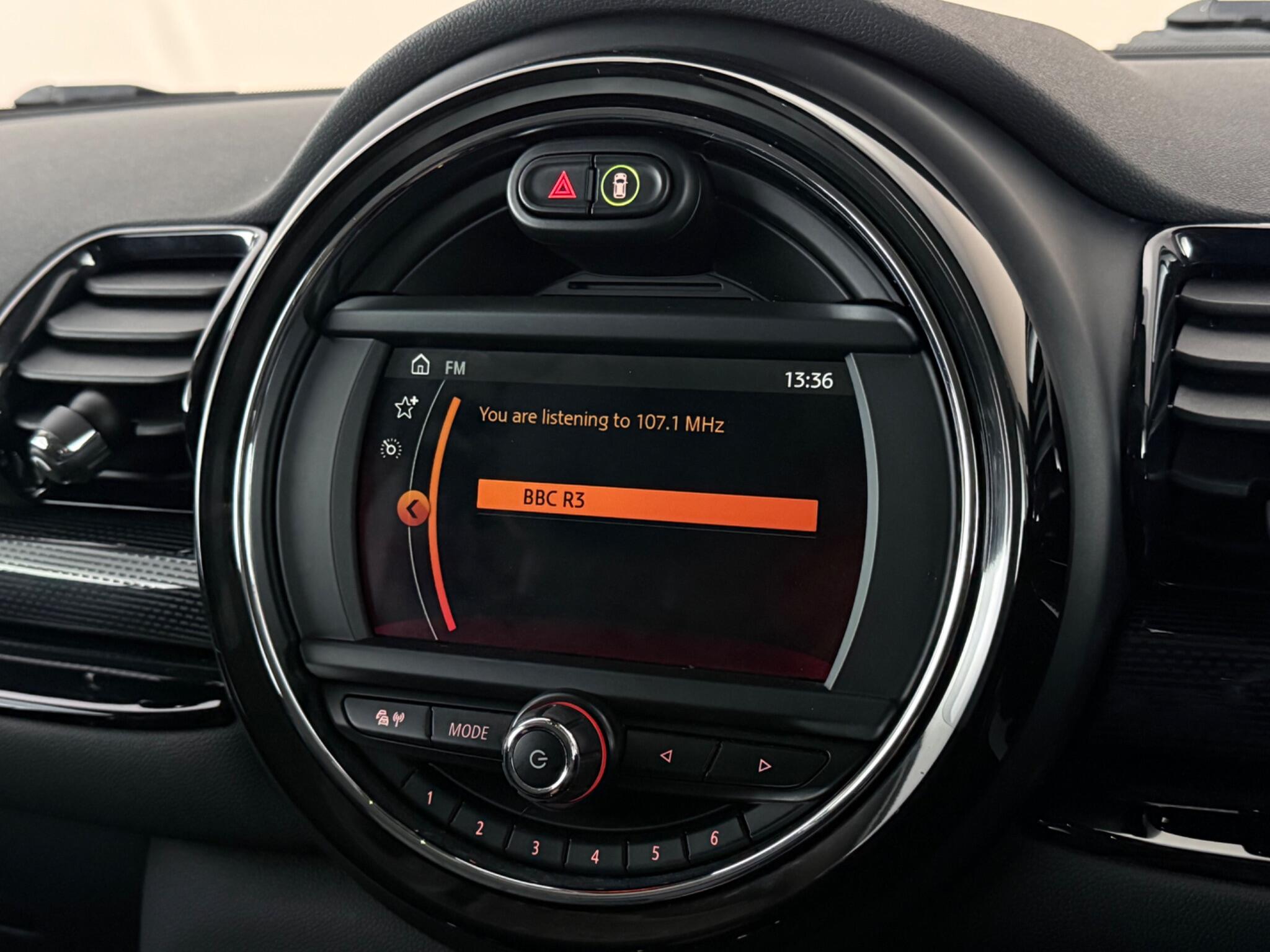 Mini Clubman view 23