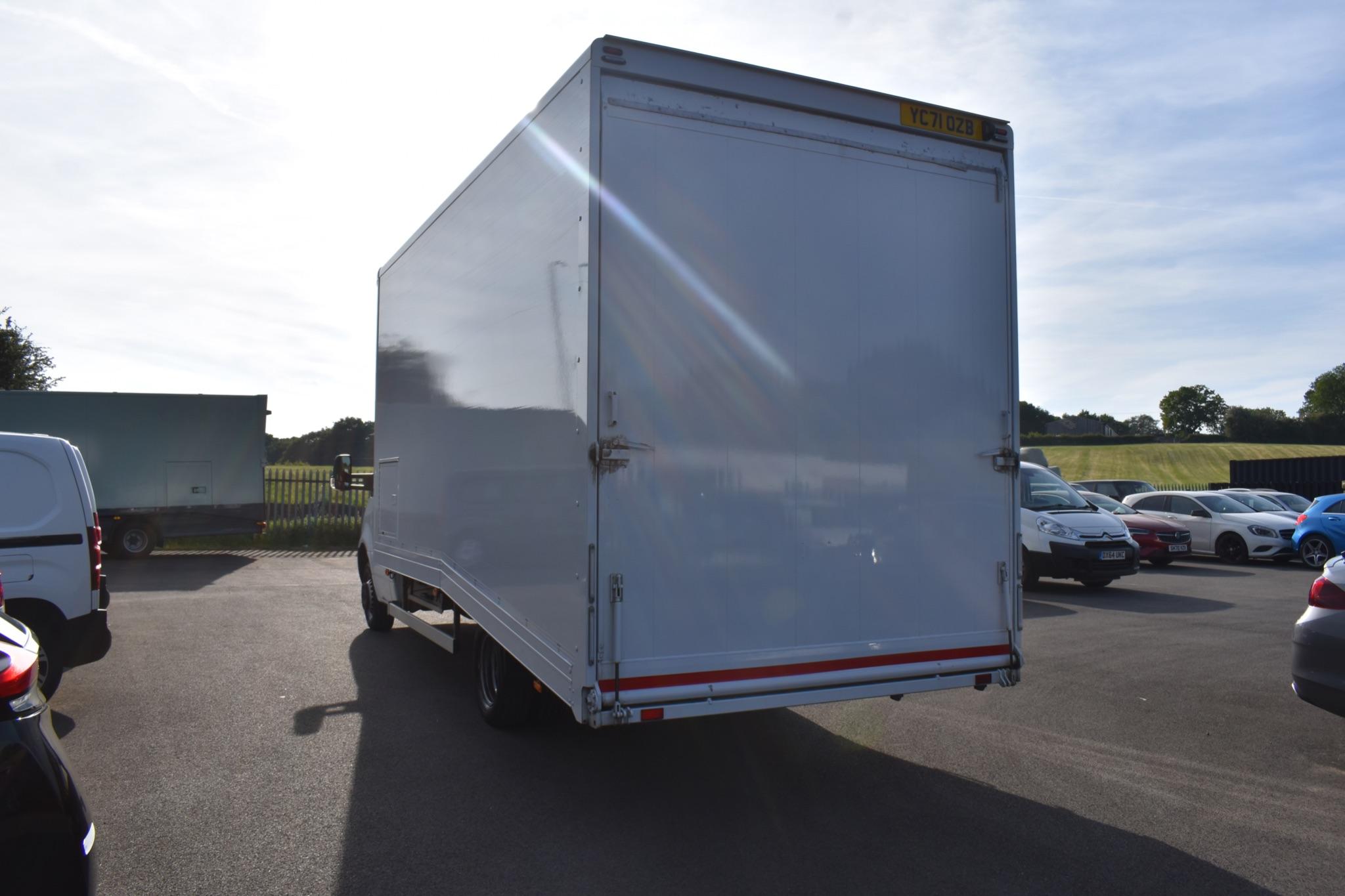 Sprinter - 2.1 516 CDI RWD L2 Euro 6 (s/s) 2dr - Image 5