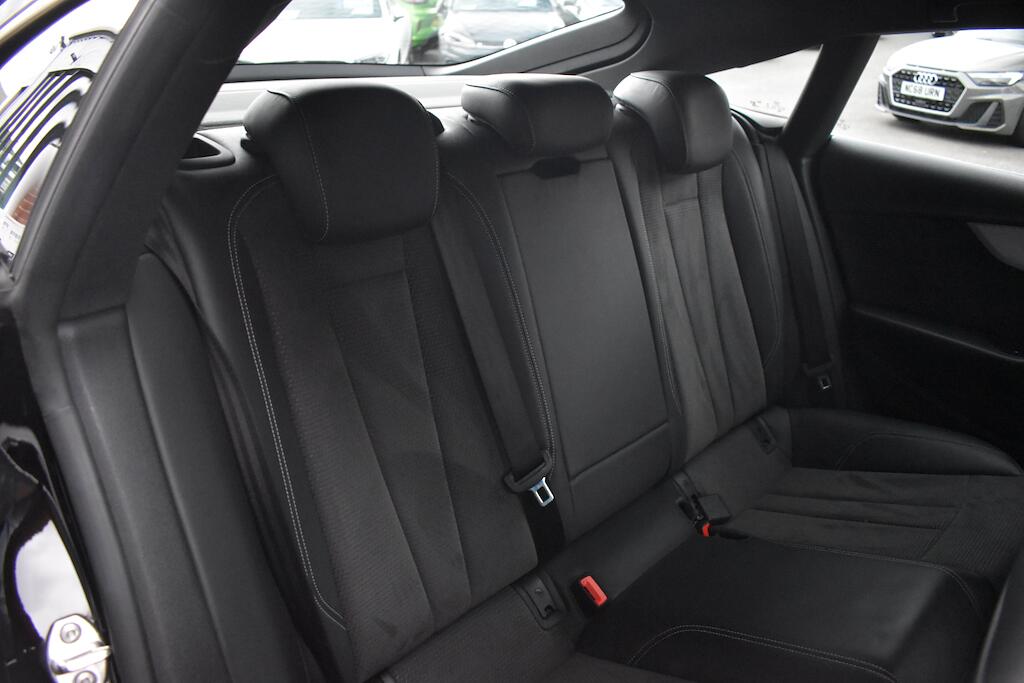 Audi A5 view 35