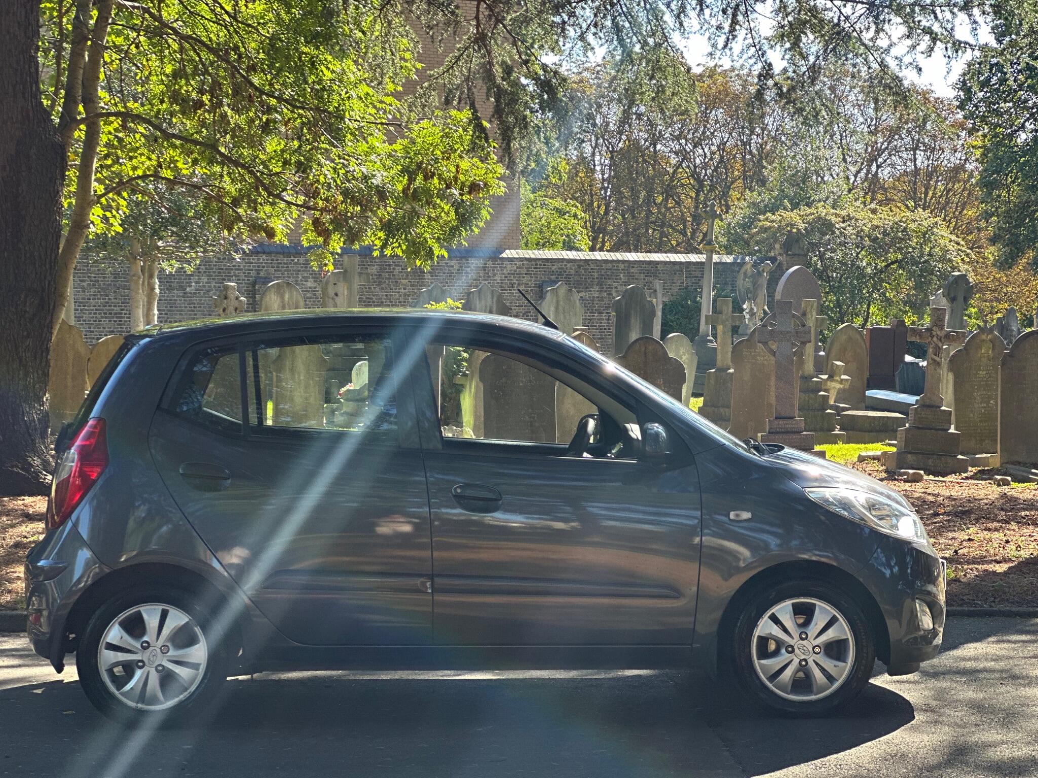 Hyundai i10 view 21