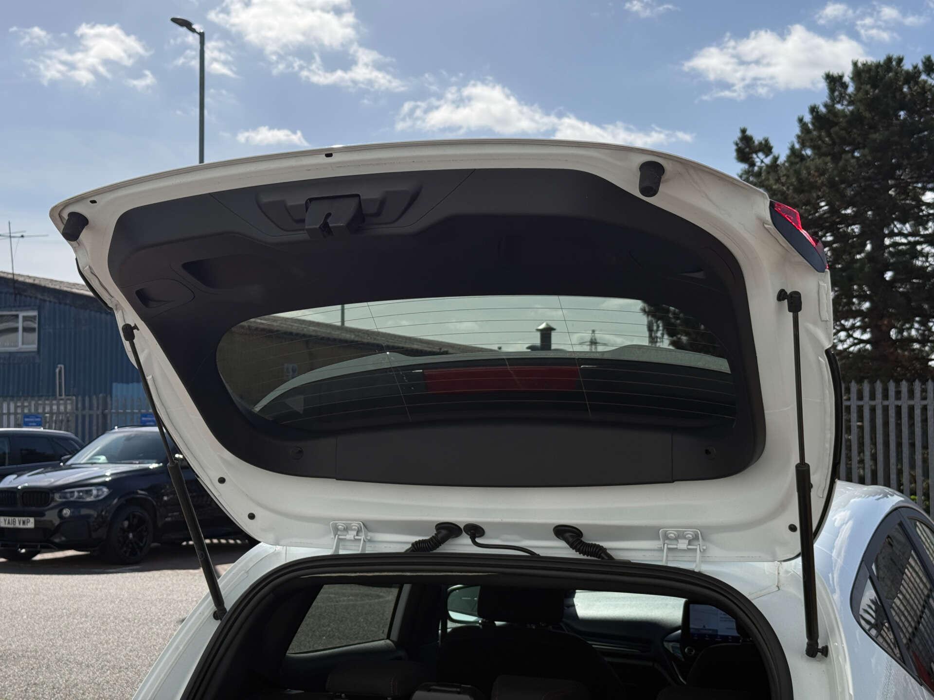 Ford Fiesta view 30