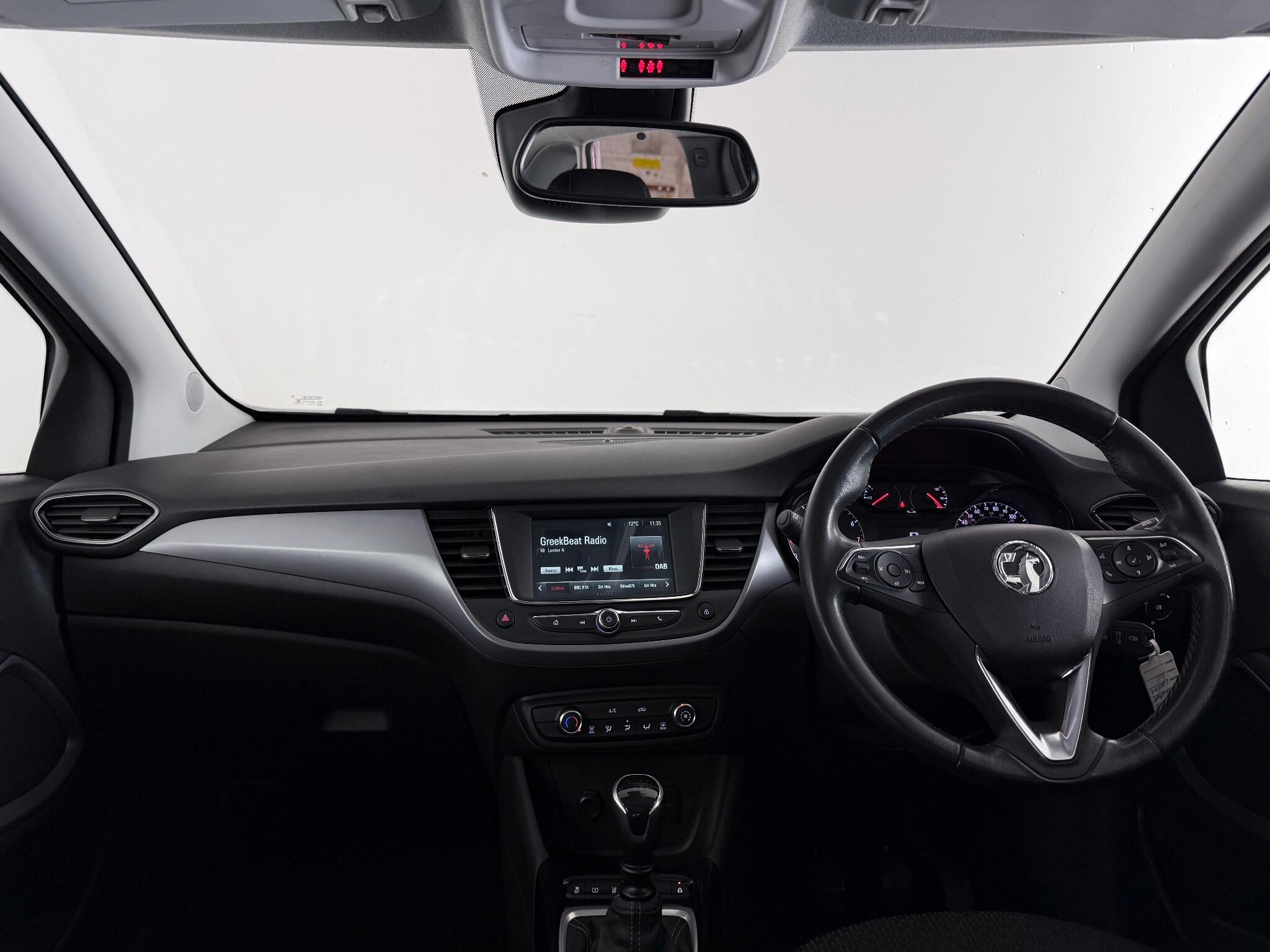 Vauxhall Crossland view 16