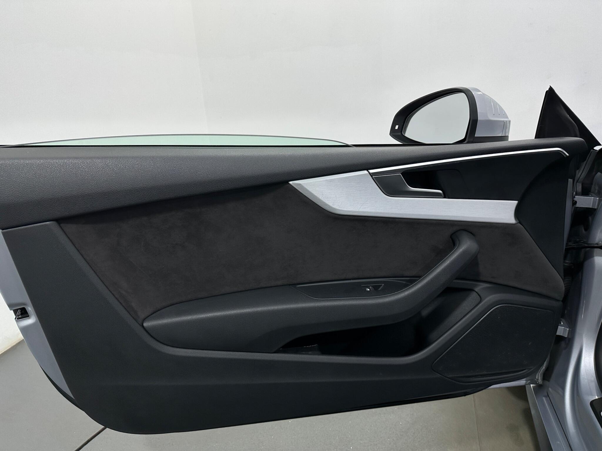Audi A5 view 38