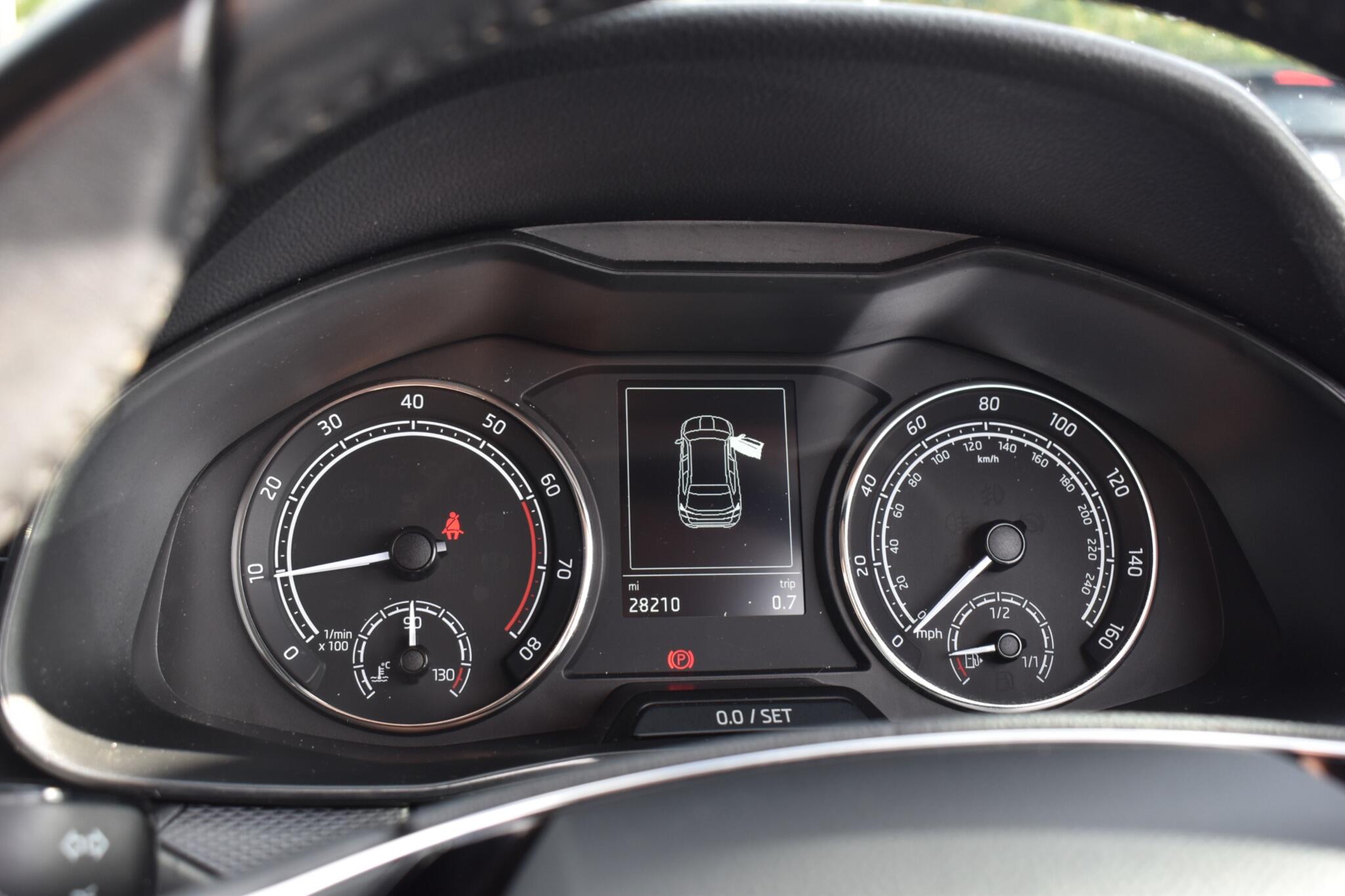 Kamiq - 1.0 TSI SE Euro 6 (s/s) 5dr - Image 23