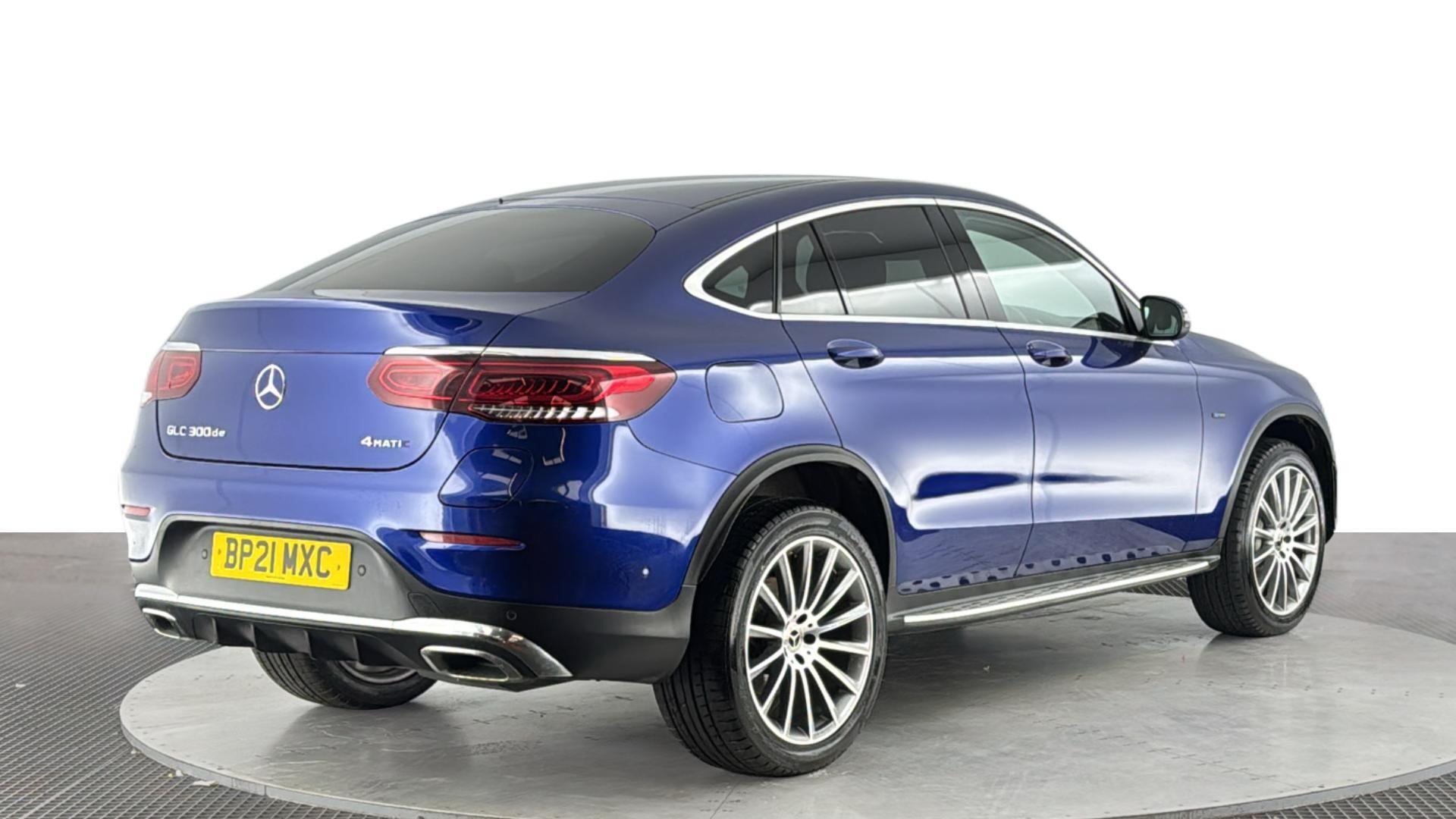 Mercedes-Benz GLC view 4