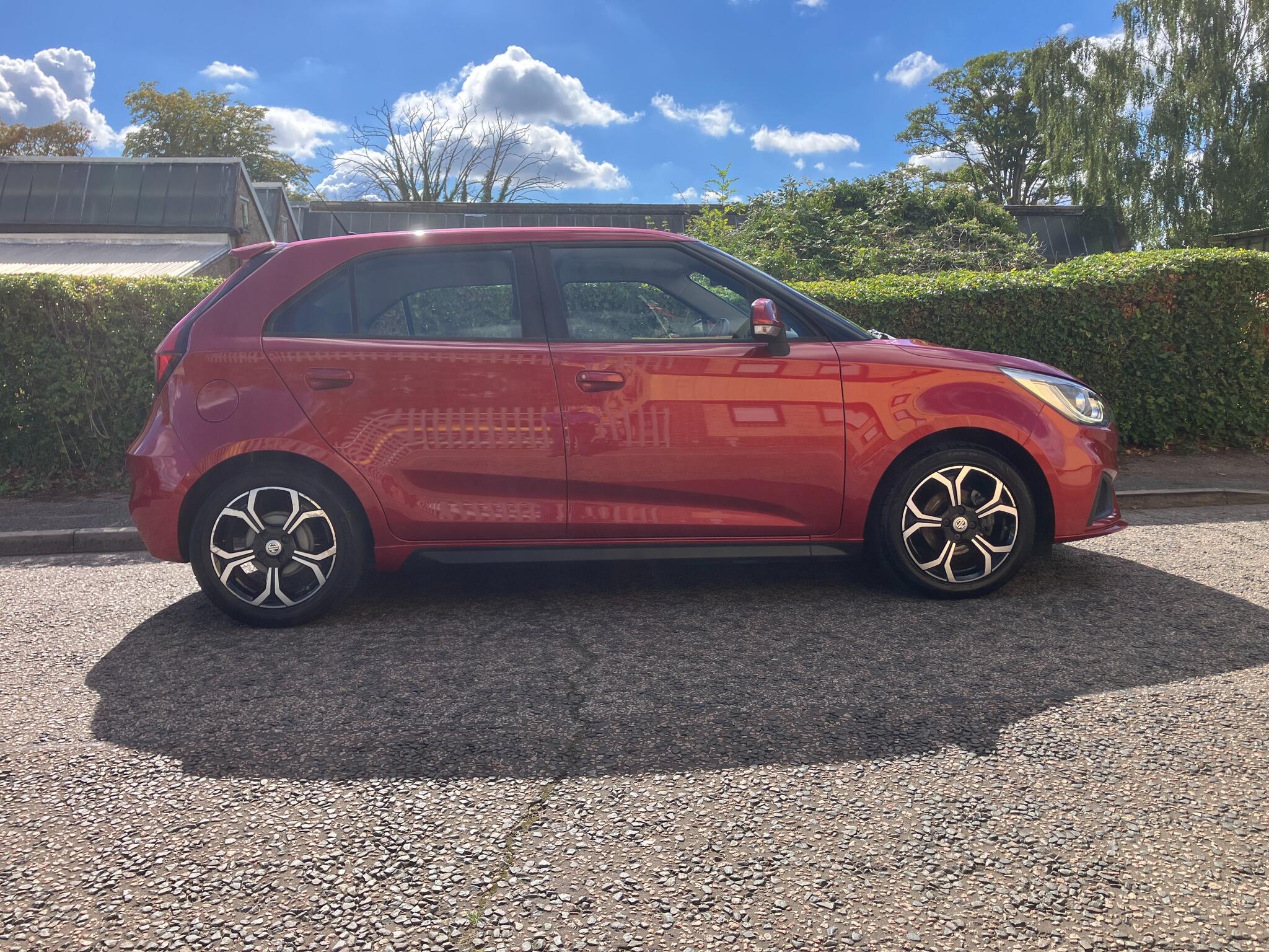 MG MG3 view 7