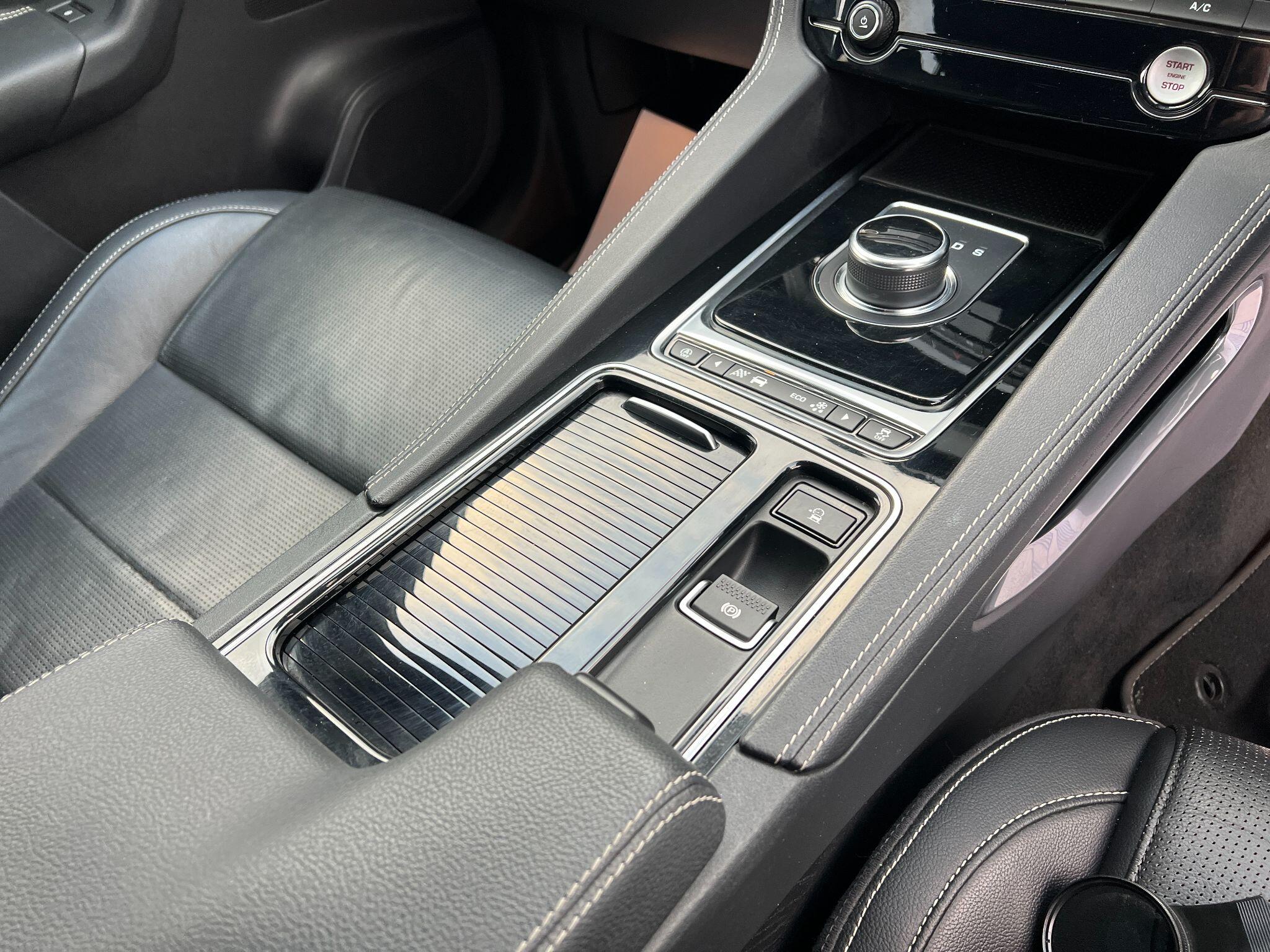 Jaguar F-Pace view 14