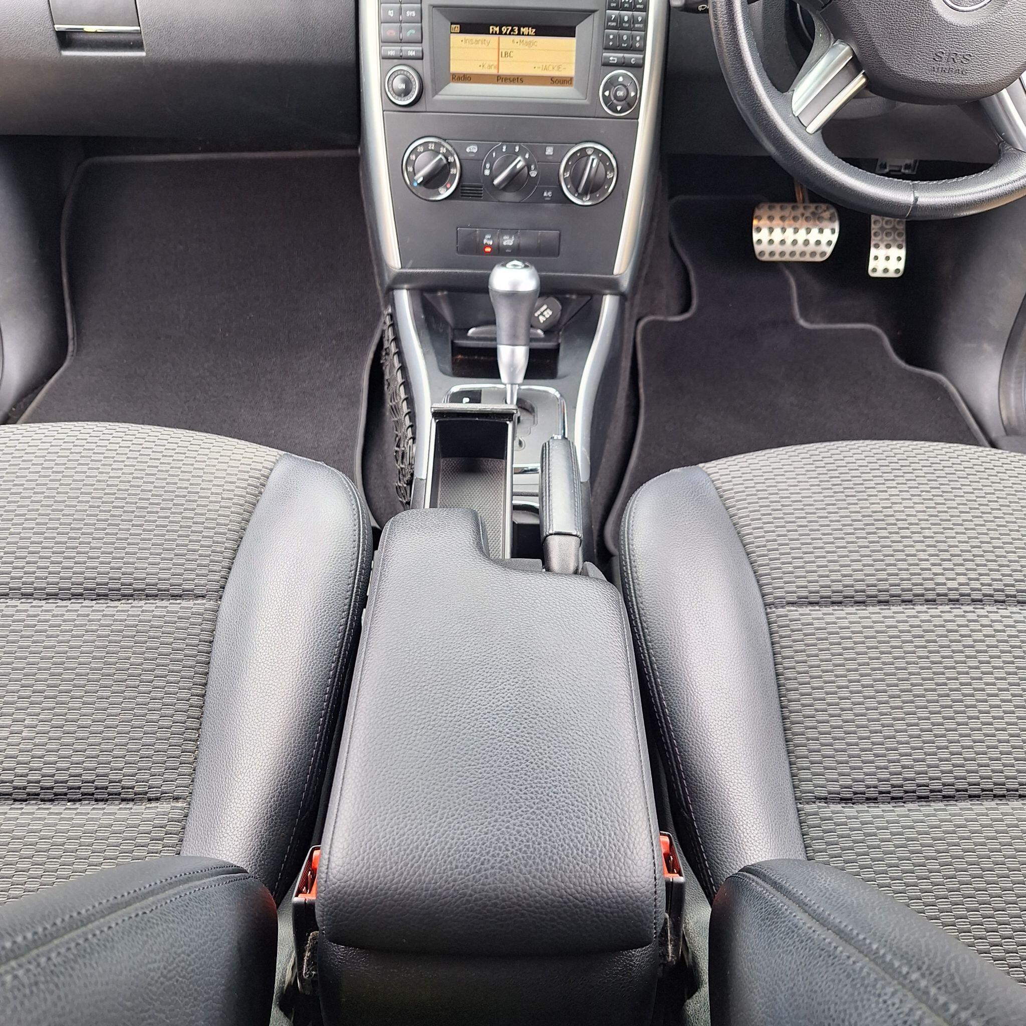 Mercedes-Benz B-Class view 11