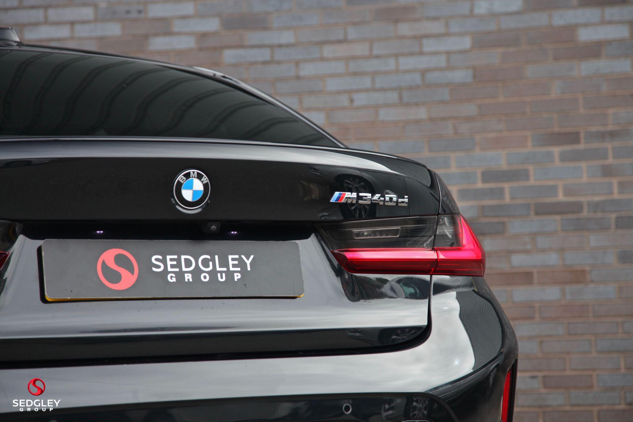 BMW 3 Series view 13