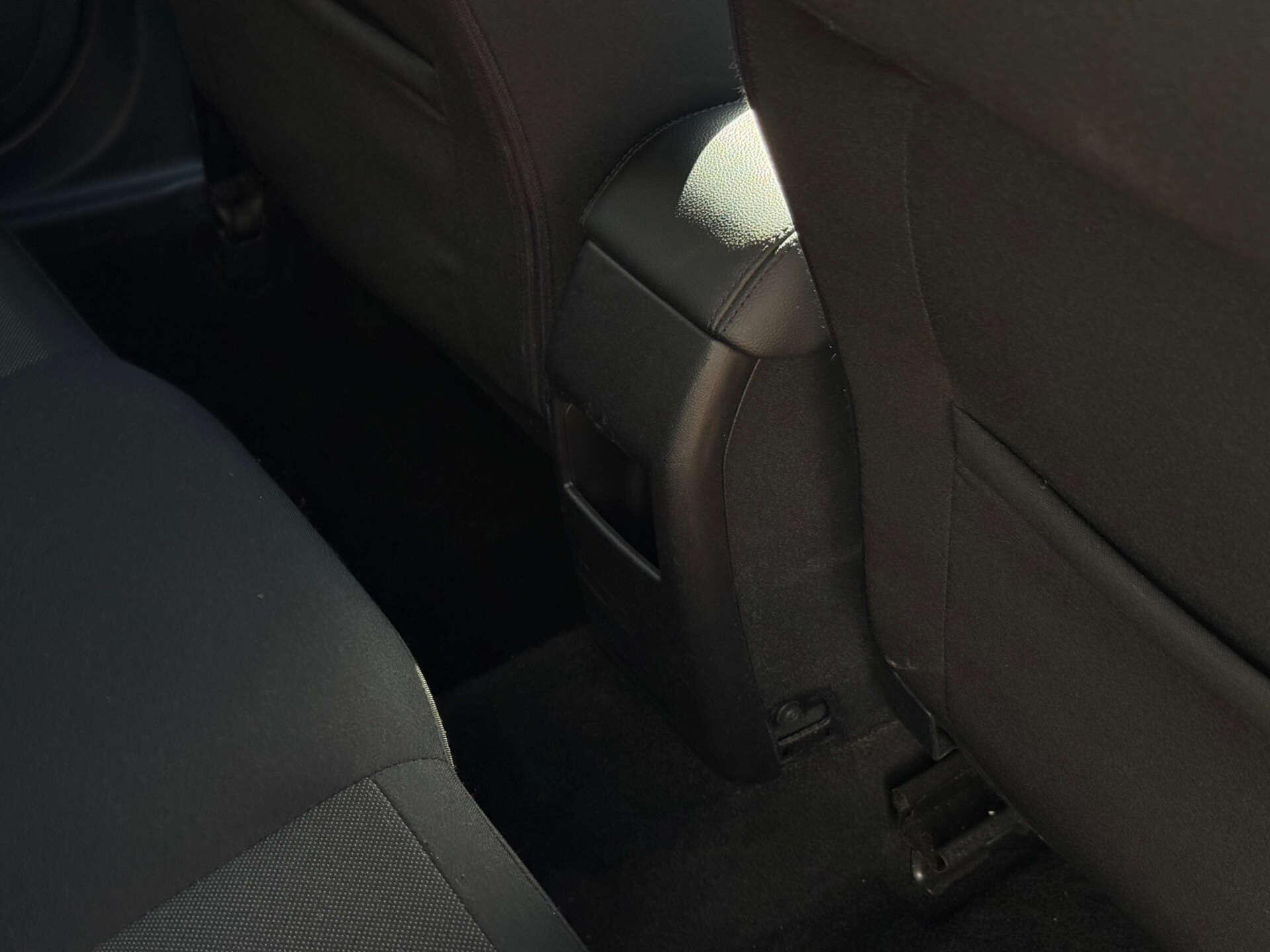 Ford Fiesta view 27
