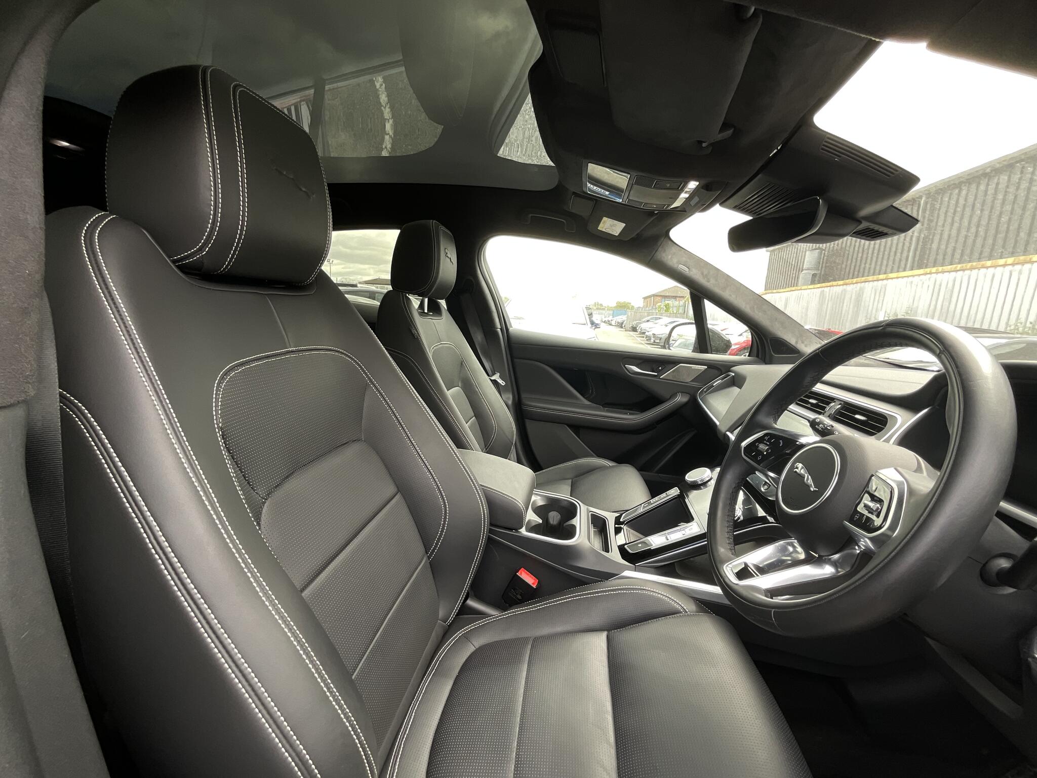 Jaguar I-Pace view 8