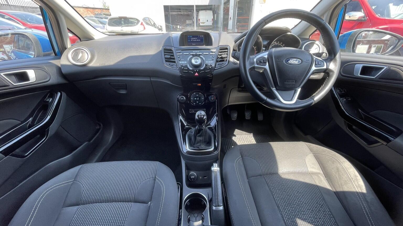 Ford Fiesta view 4