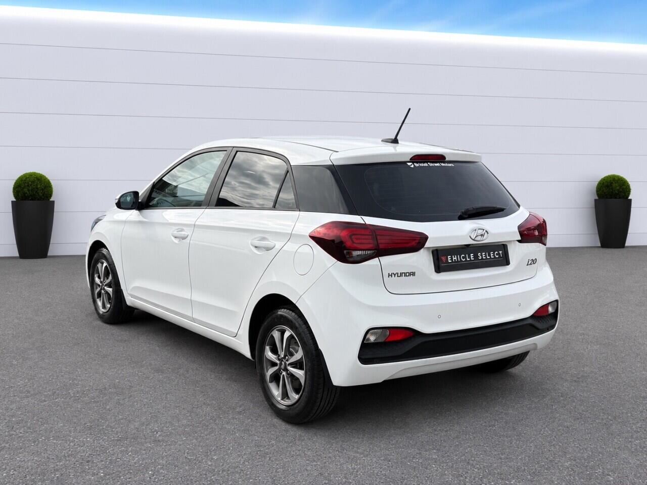 Hyundai I20 view 8