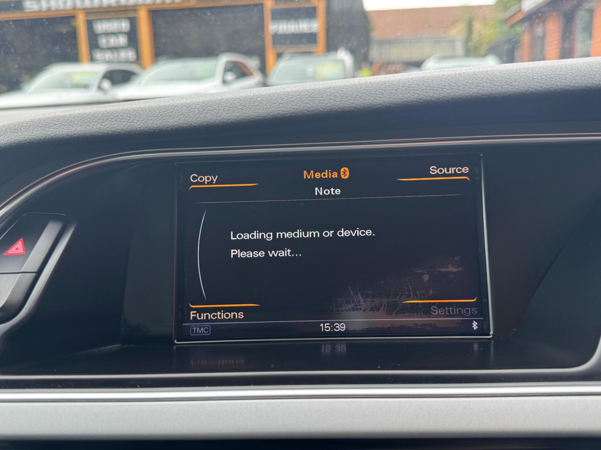 Audi A4 view 25