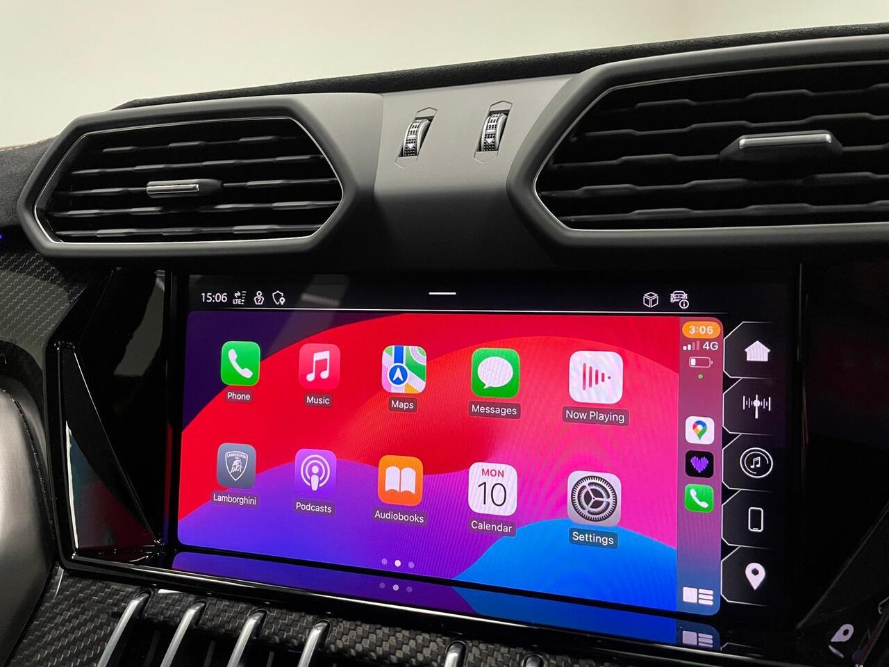 Lamborghini Urus view 39