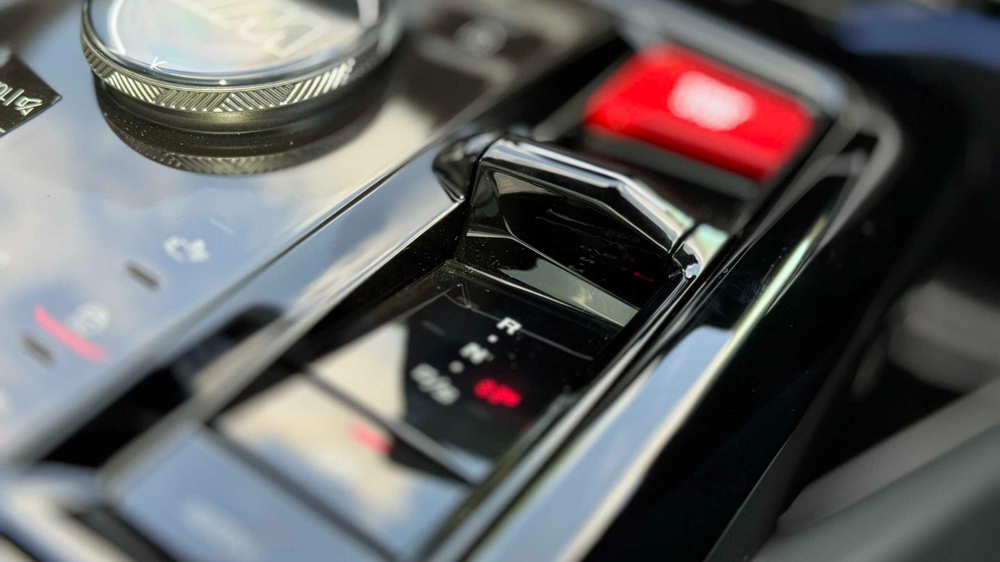 BMW M5 view 32