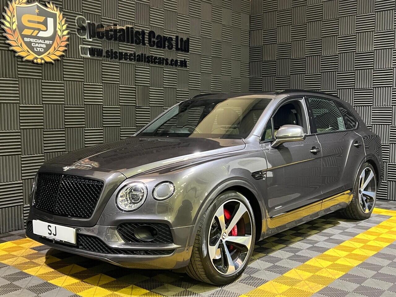 Bentley Bentayga view 26