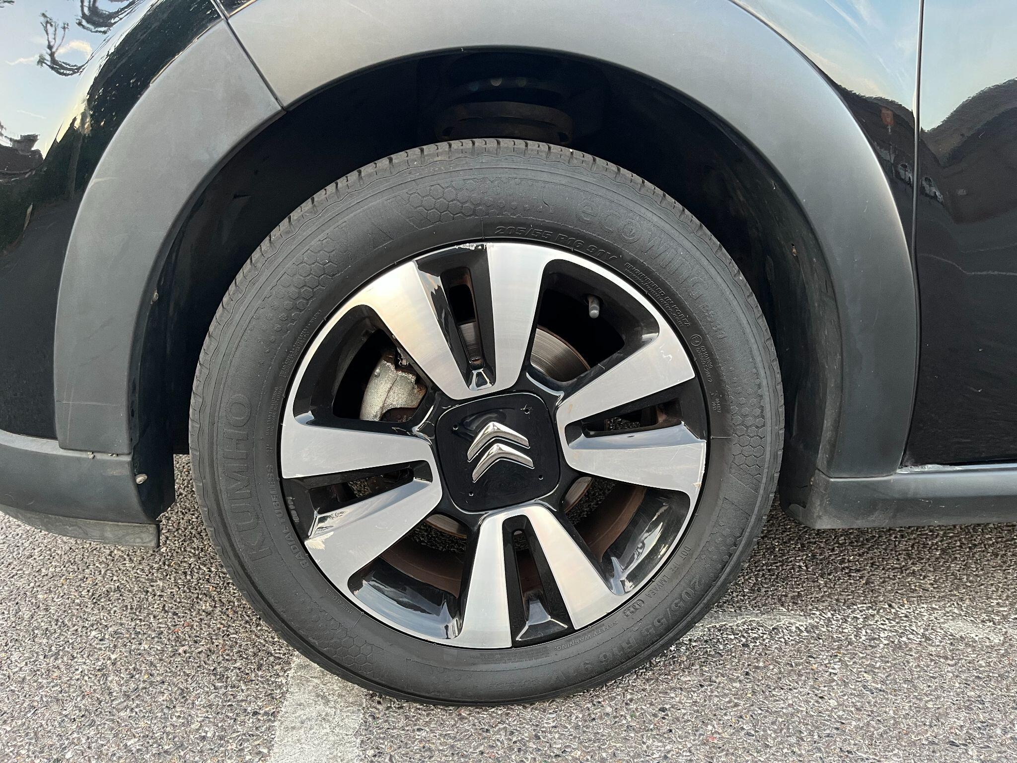 Citroen C3 view 11