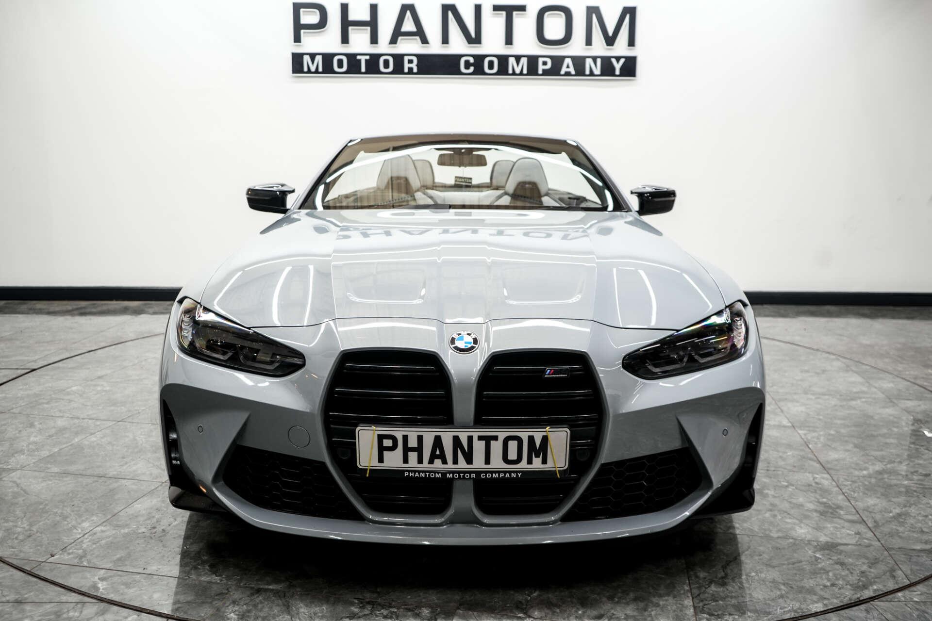 BMW M4 view 9