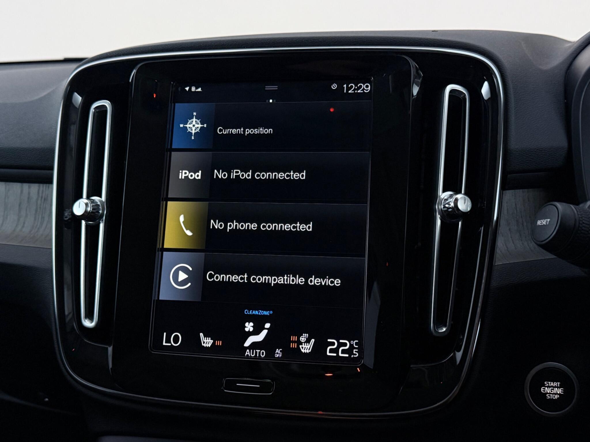 Volvo XC40 view 20