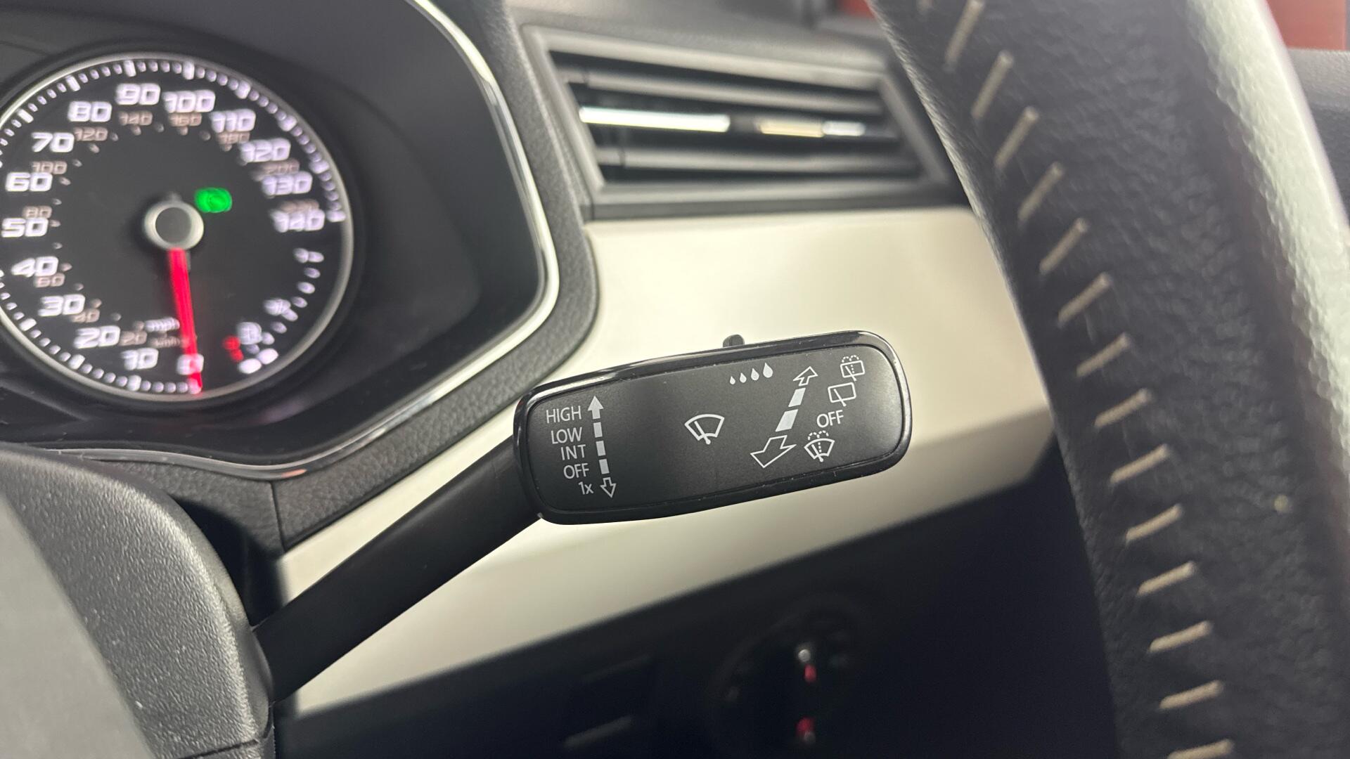 Seat Arona view 42