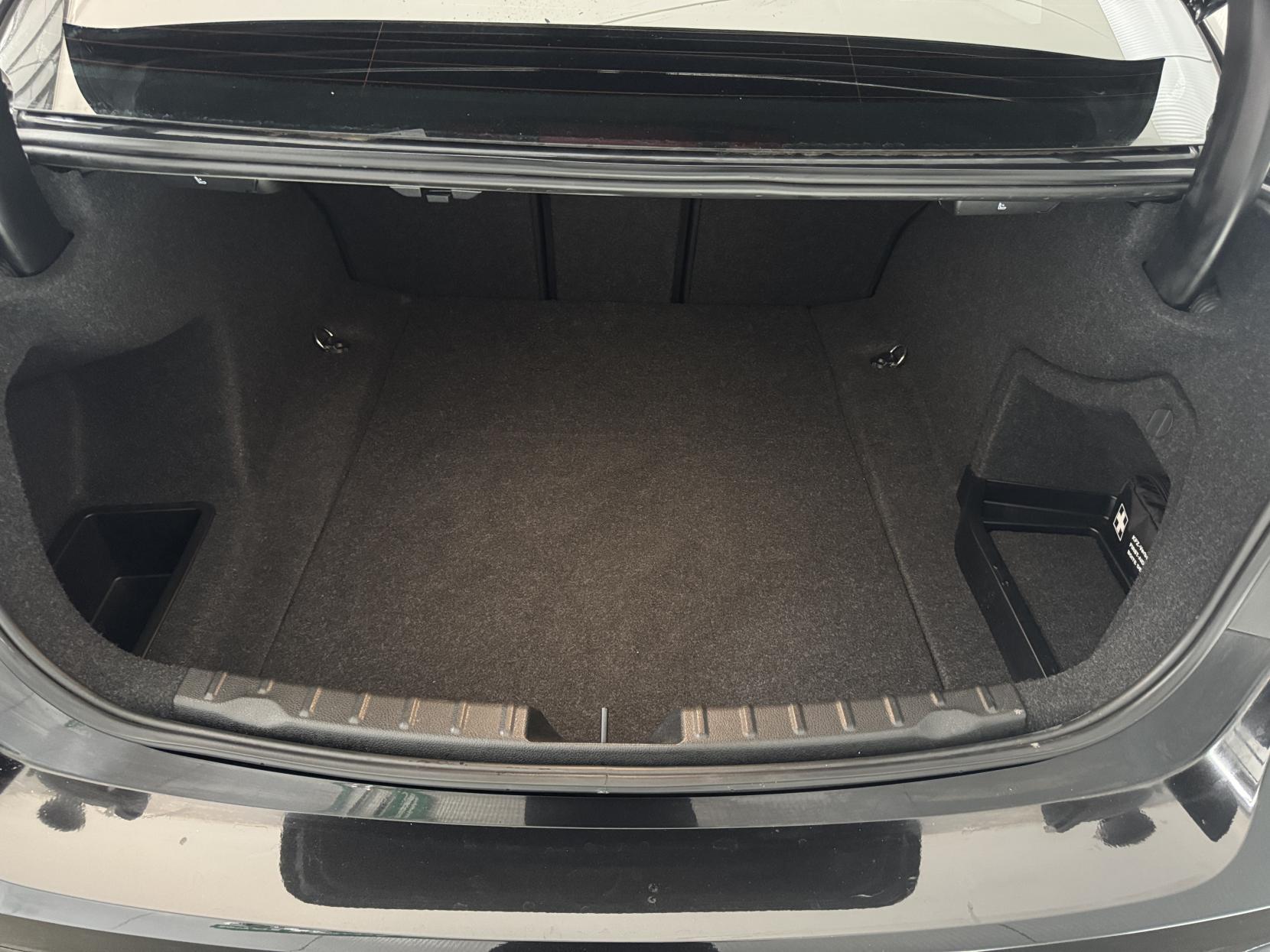 BMW 3 Series view 50