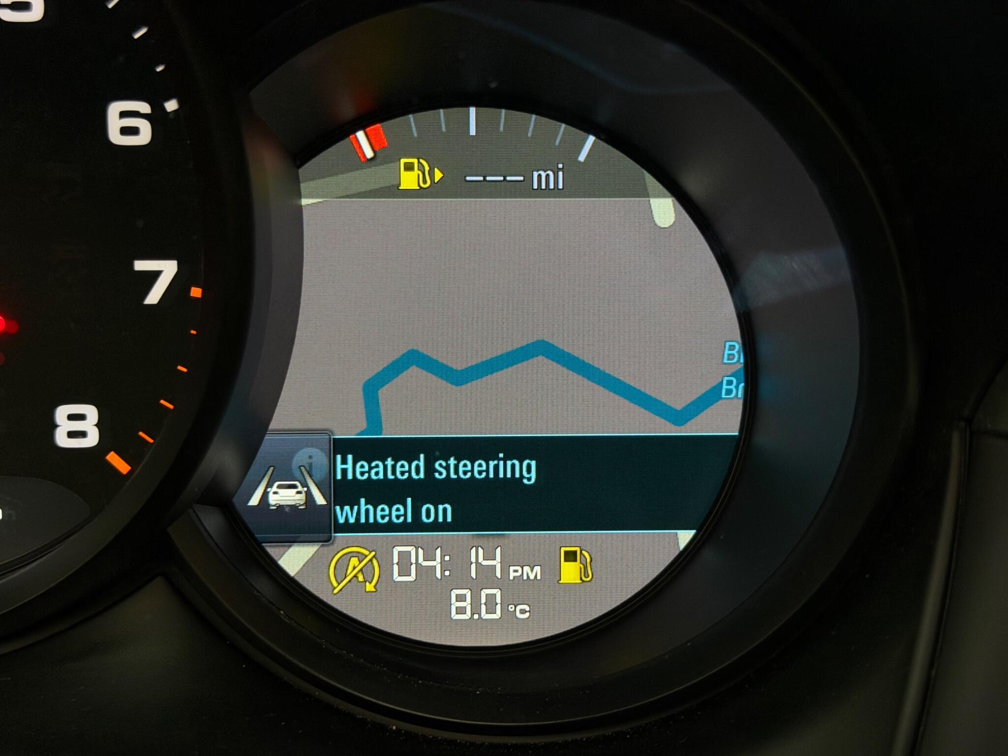 Porsche Macan view 43