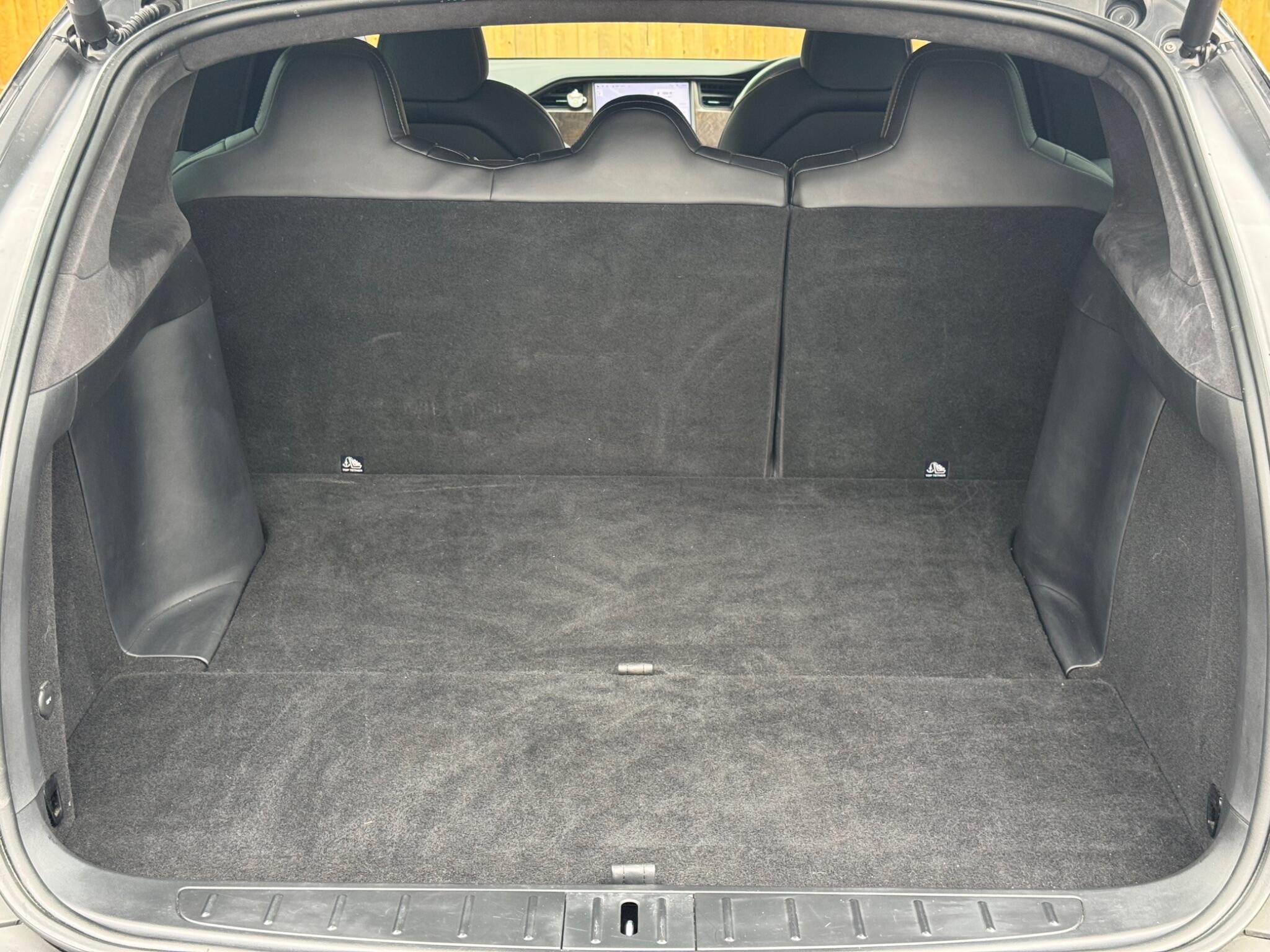 Tesla Model X view 45