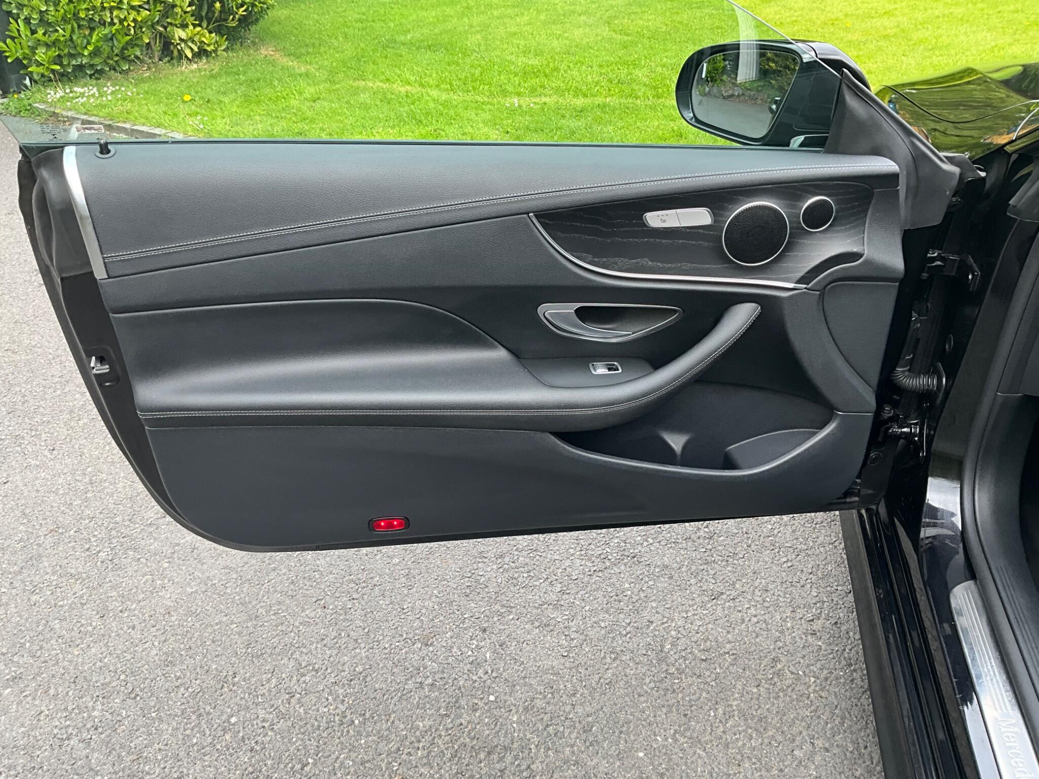 Mercedes-Benz E Class view 17