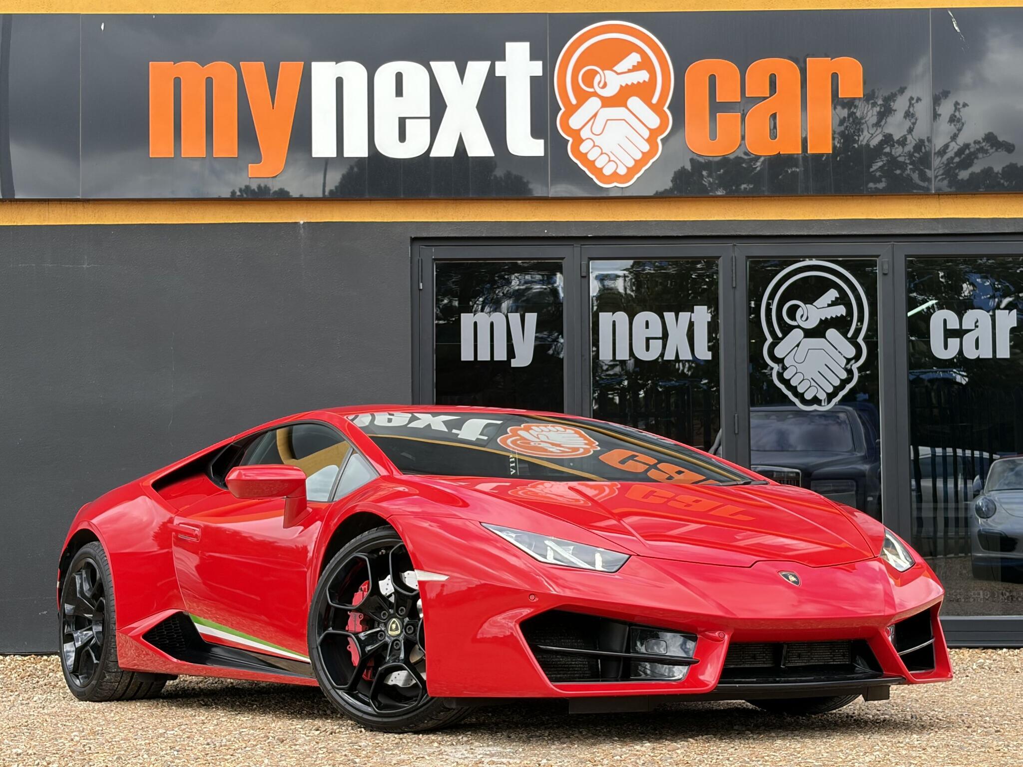 Lamborghini Huracan main image