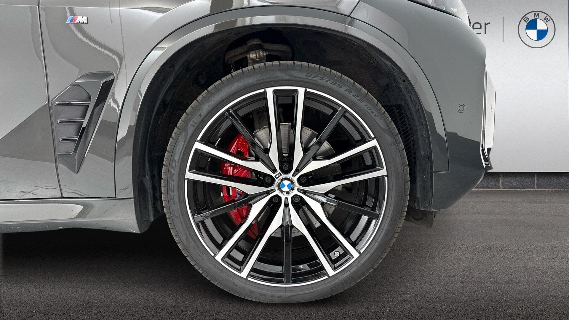 BMW X5 view 14