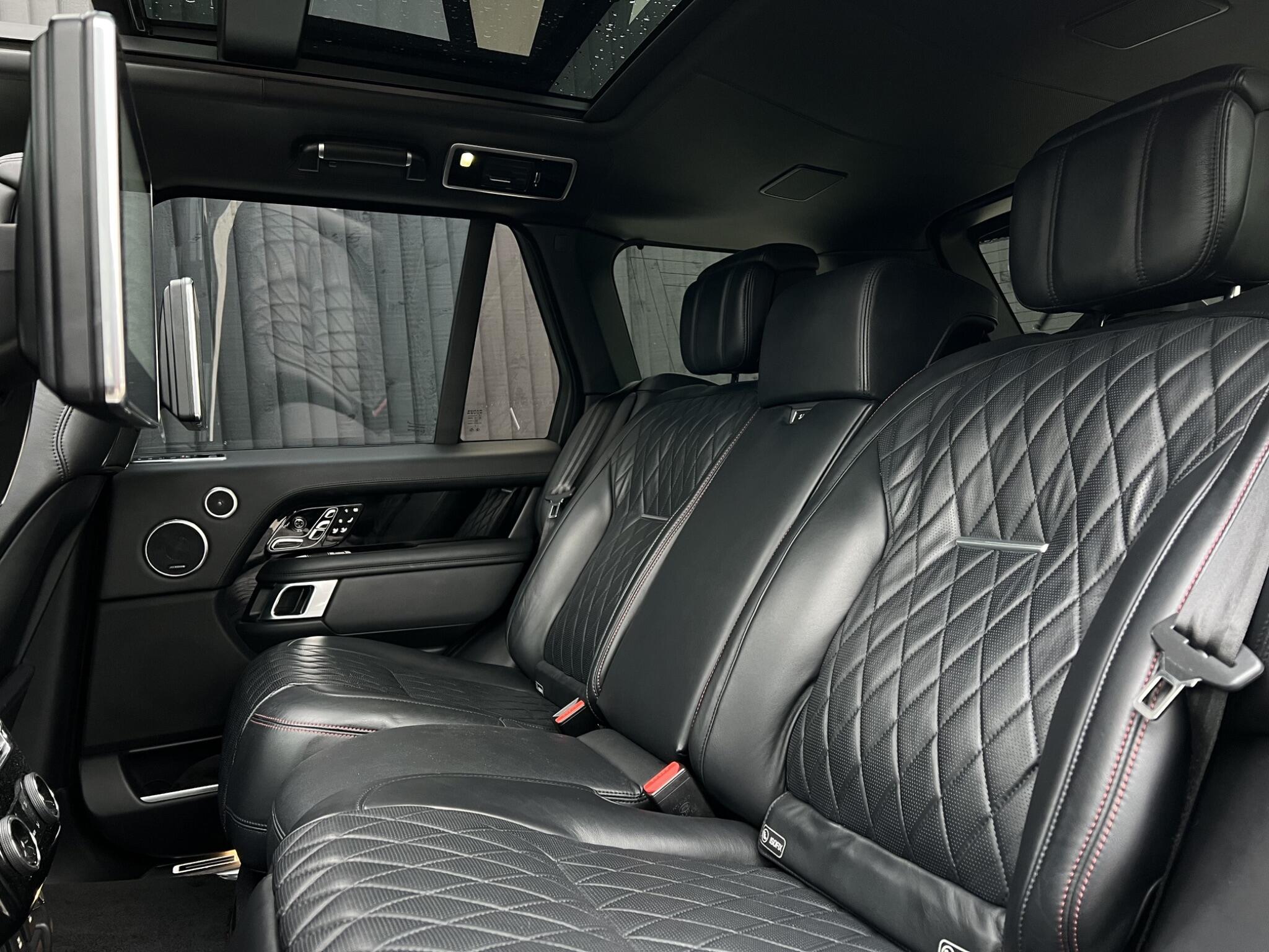 Land Rover Range Rover view 19