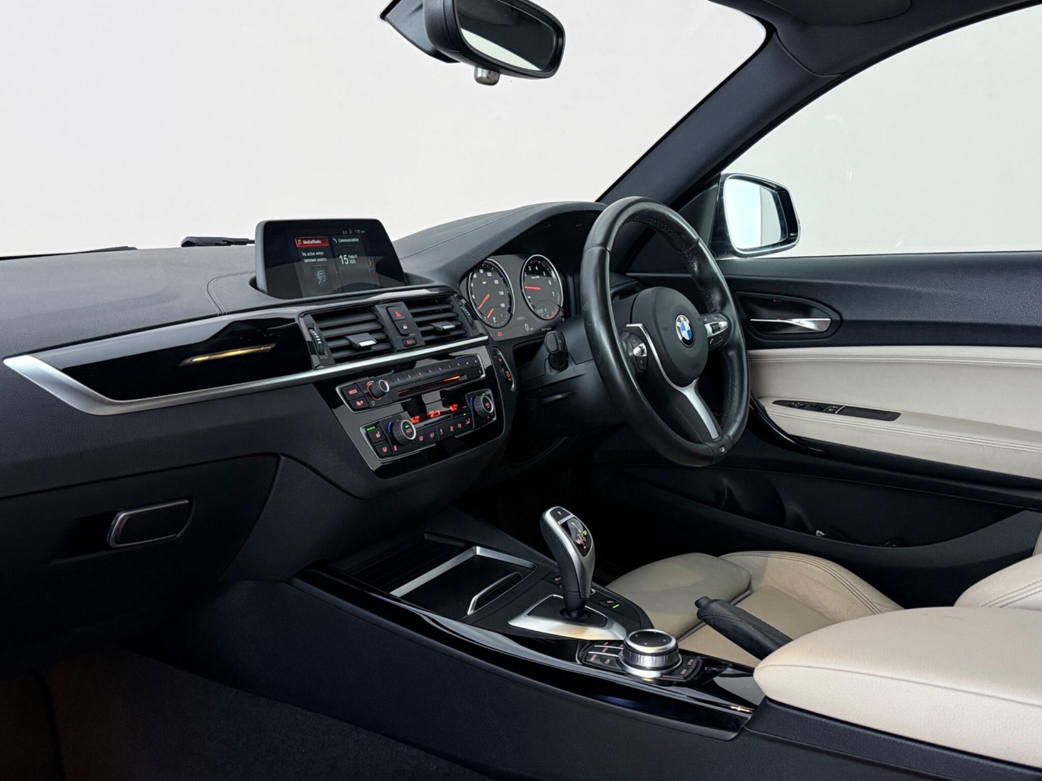 BMW 2 Series view 4
