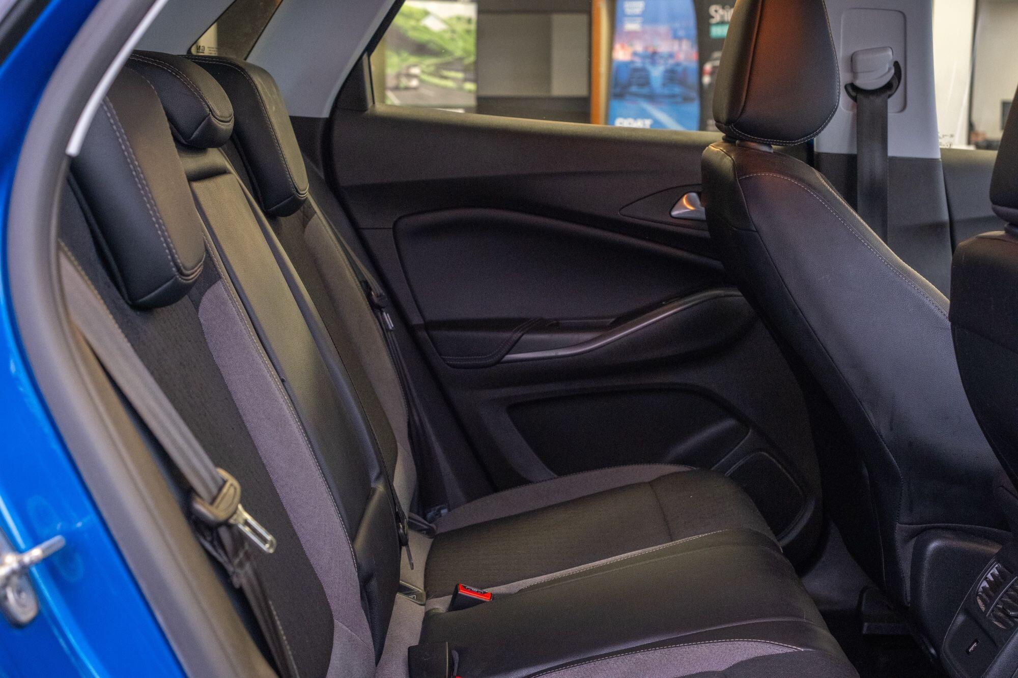 Vauxhall Grandland X view 28