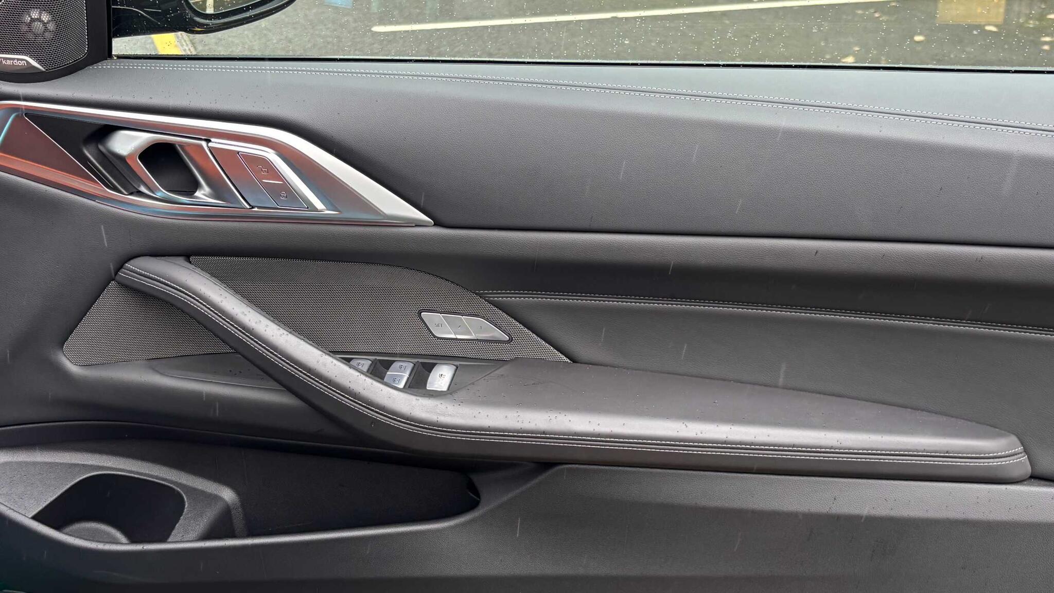 BMW M4 view 23