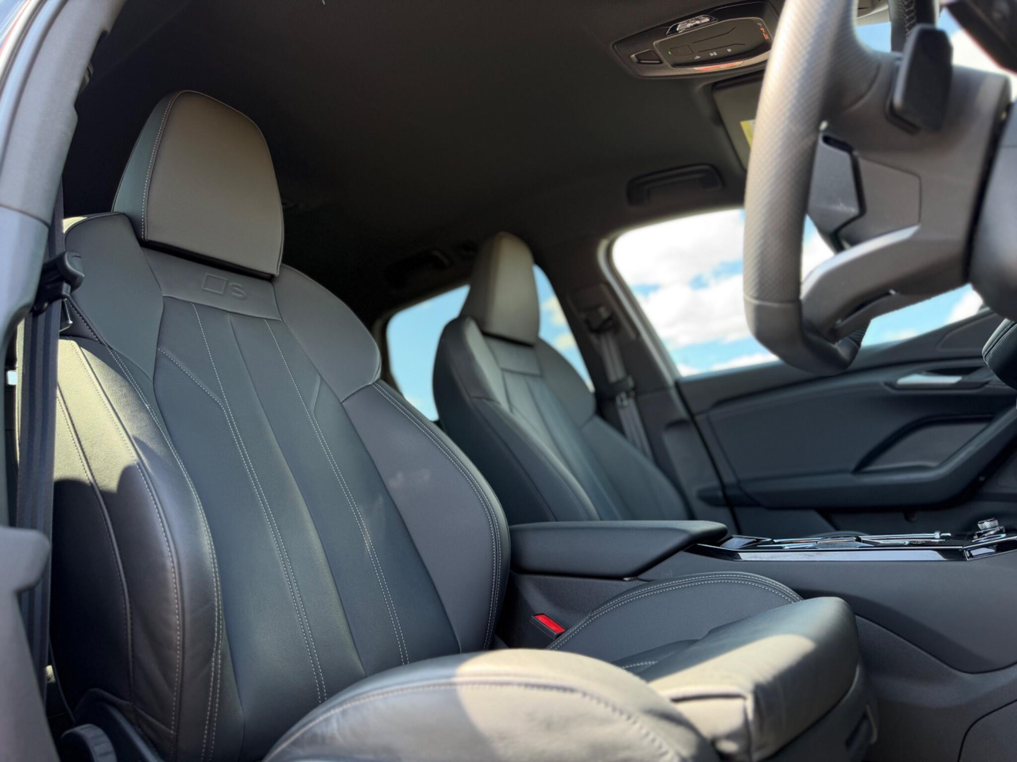 Audi E-Tron view 68