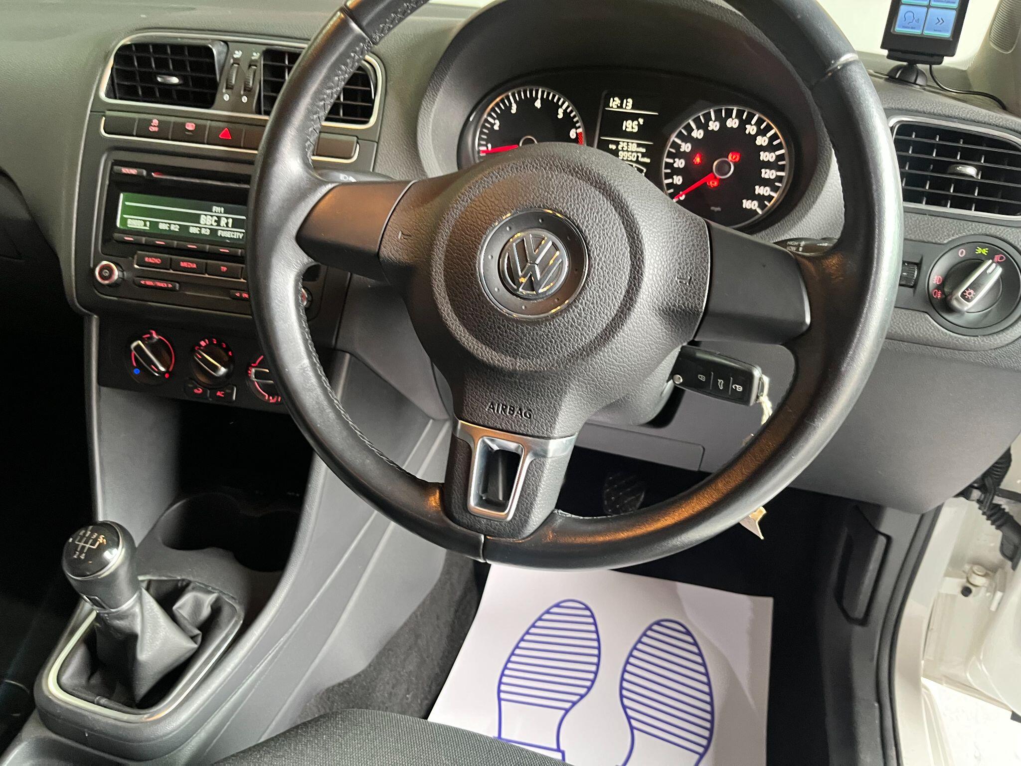 Volkswagen Polo view 20