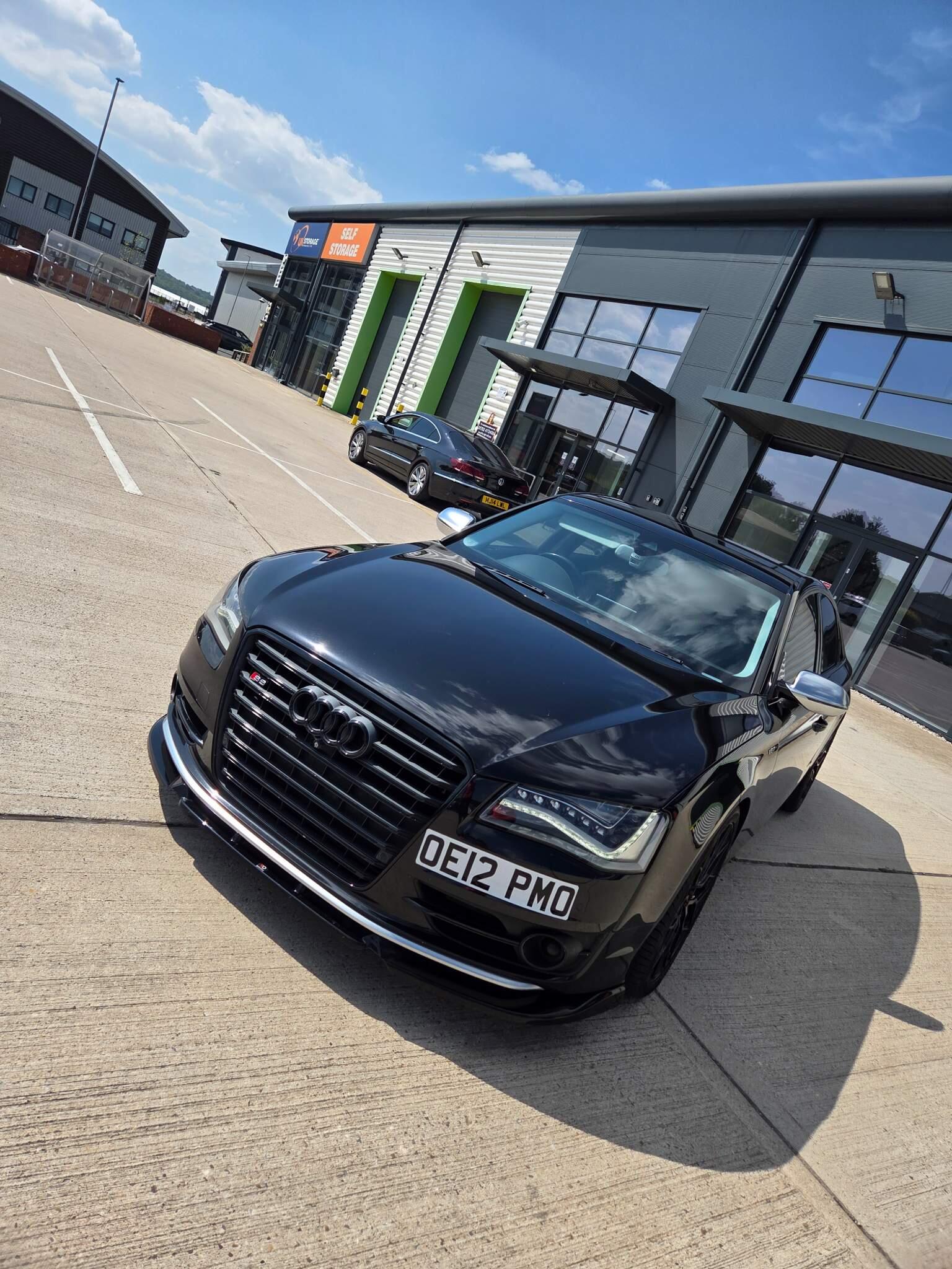 Audi S8