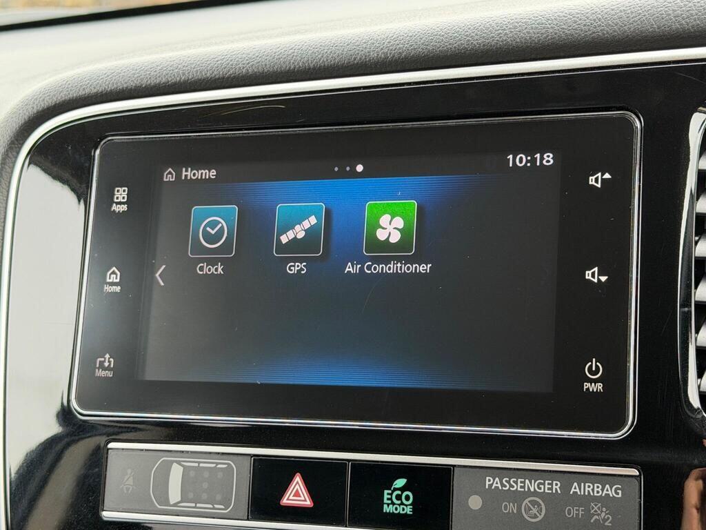 Mitsubishi Outlander view 30