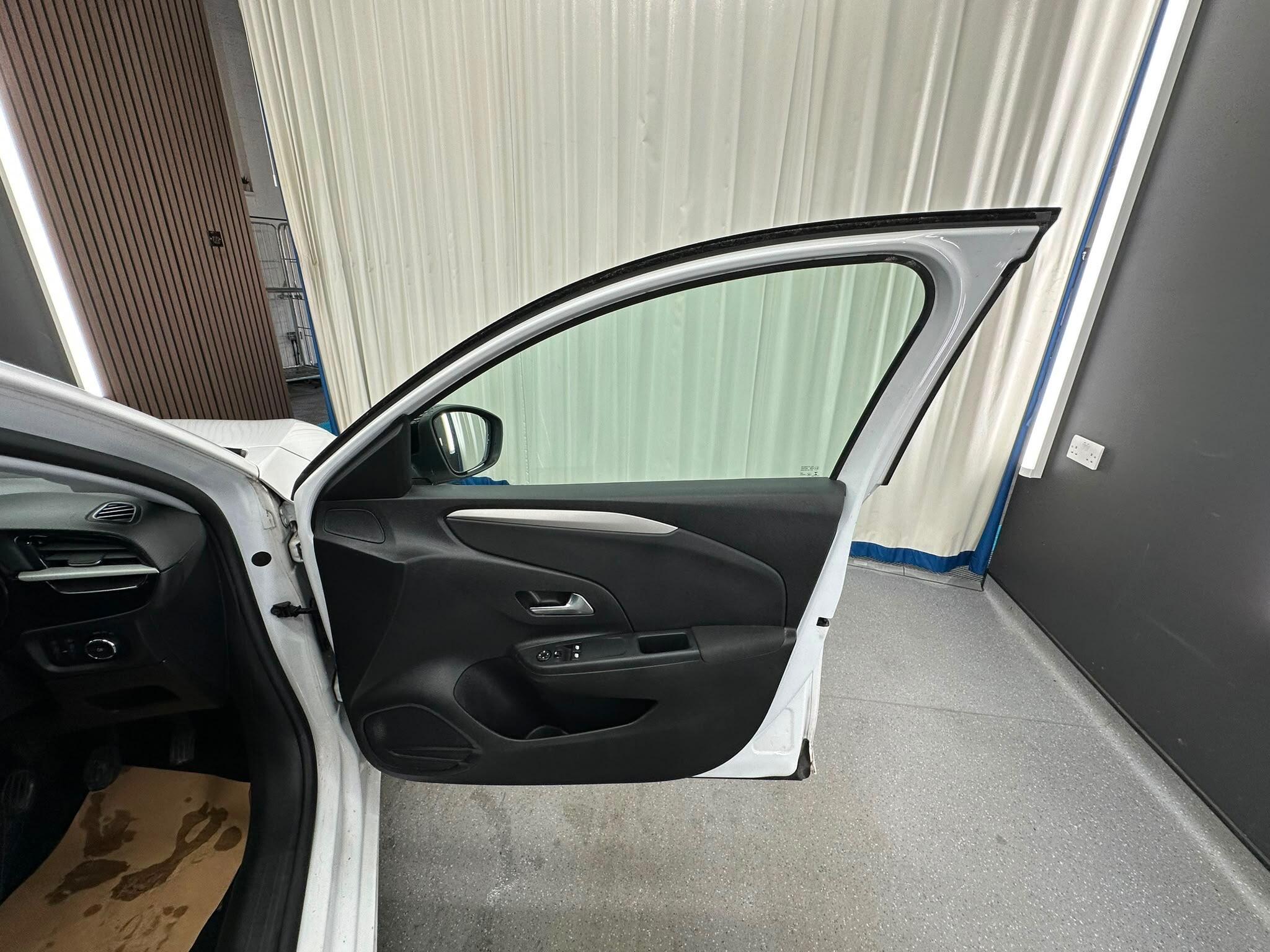 Vauxhall Corsa view 12