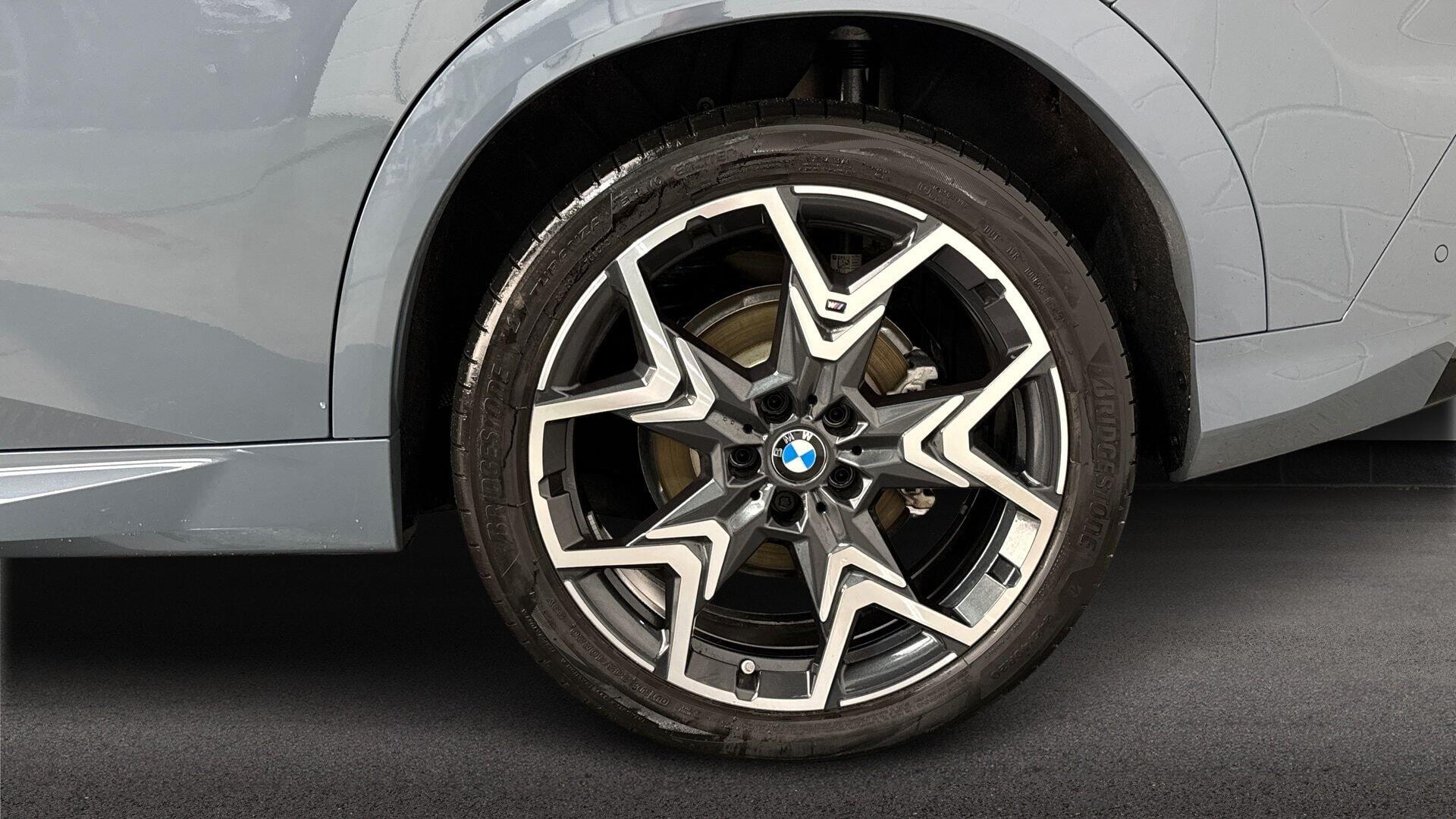 BMW iX2 view 14