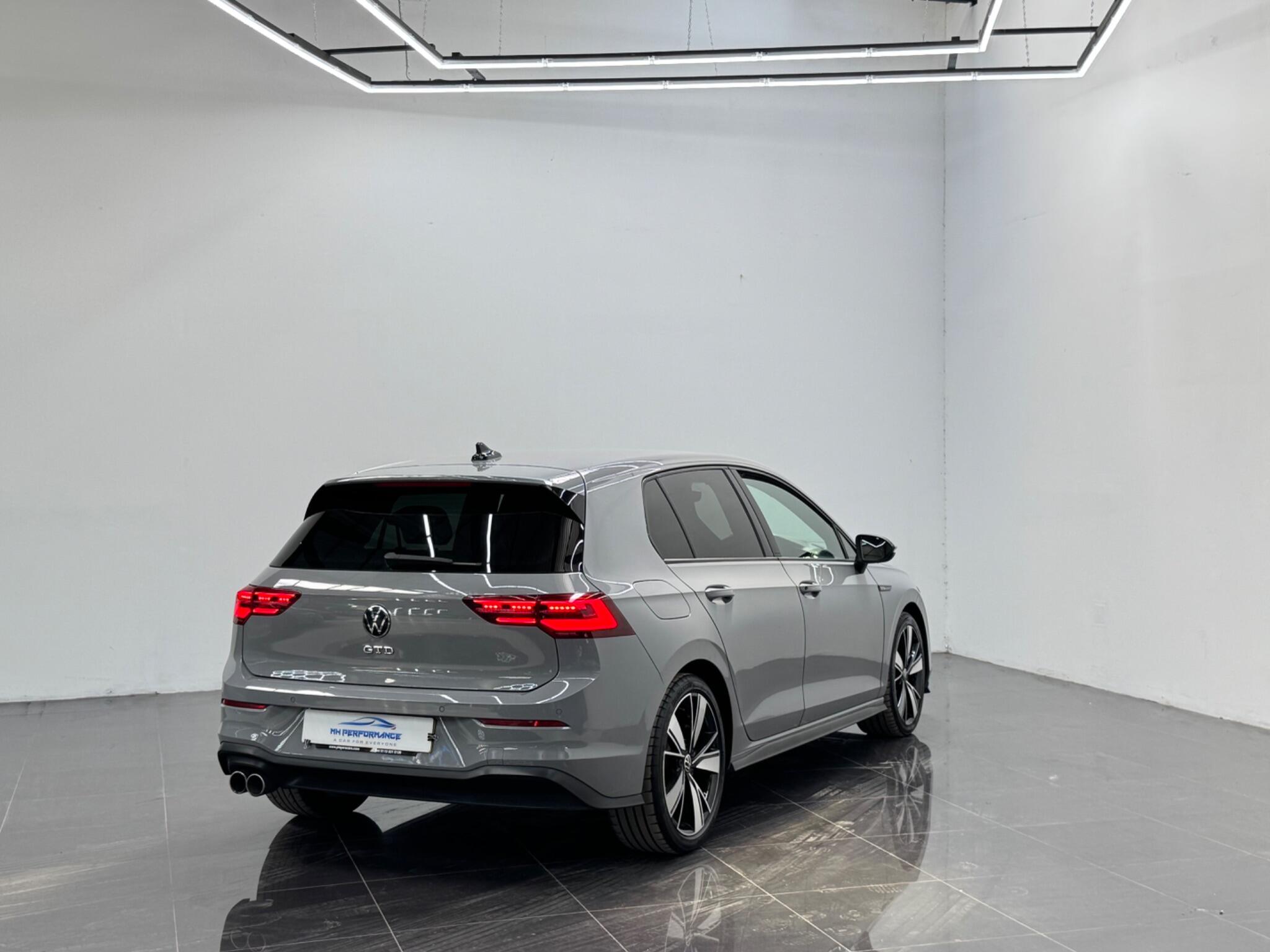 Volkswagen Golf view 21