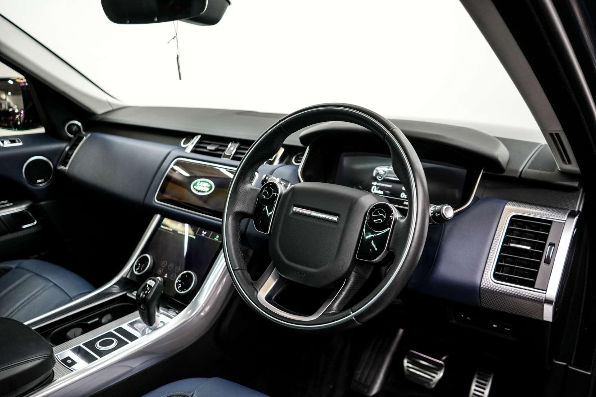 Land Rover Range Rover Sport view 10