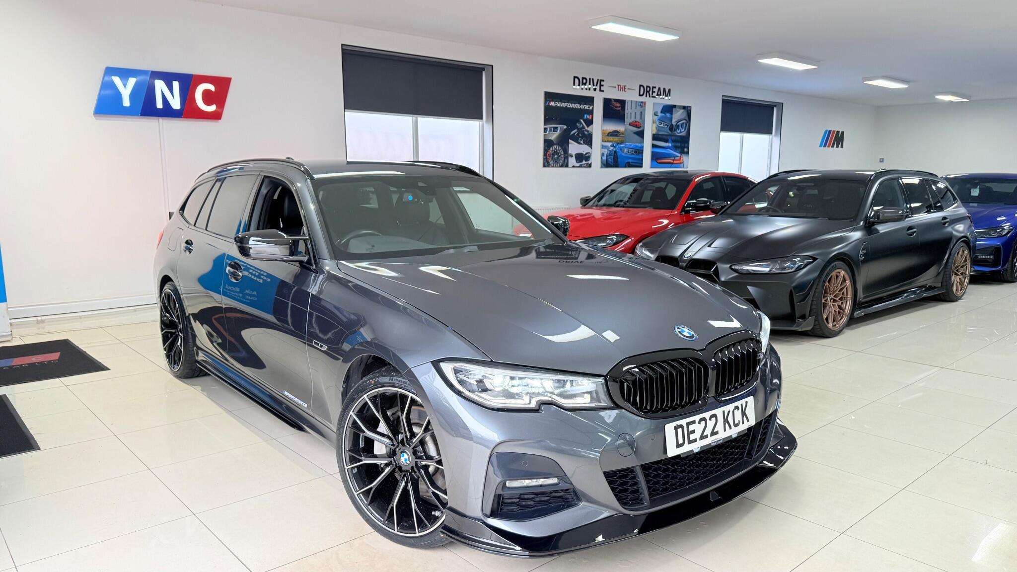 BMW 3 Series view 28